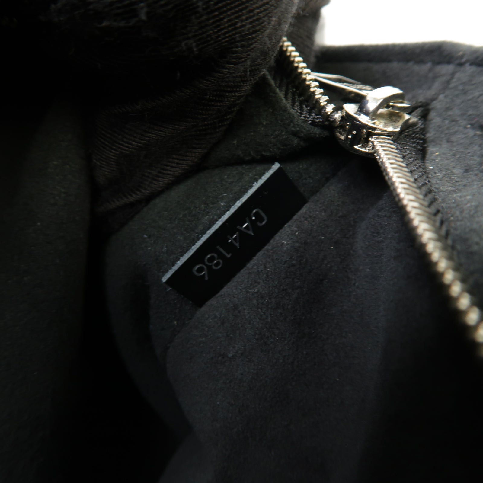 LOUIS VUITTON Epi Cluny MM銀扣手挽肩背兩用袋黑色
