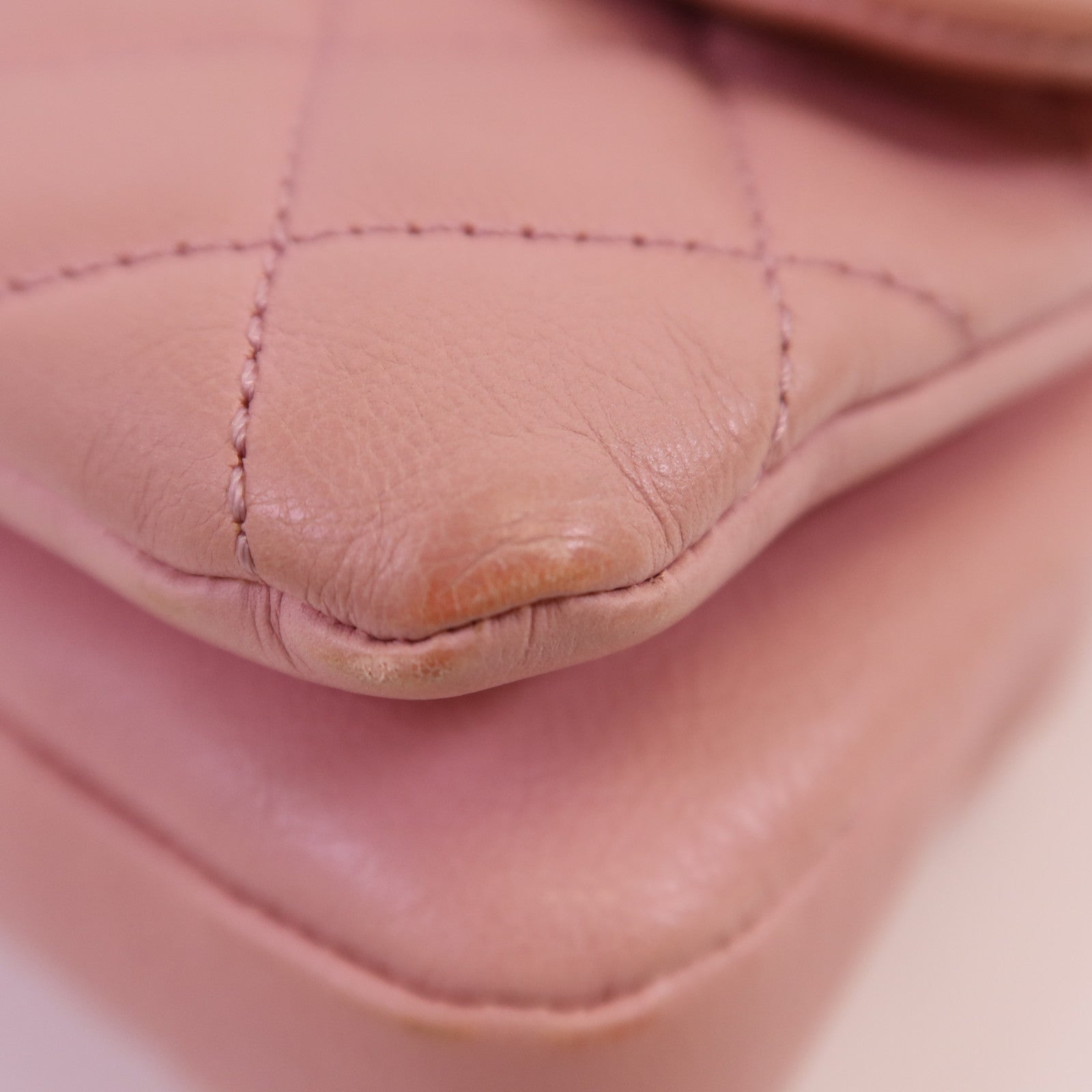 CHANEL 牛皮皮革Chain Shoulder金扣鏈帶肩背袋
