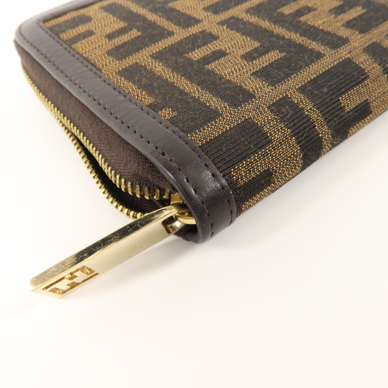 FENDI 帆布Zipper Long Wallet長錢包