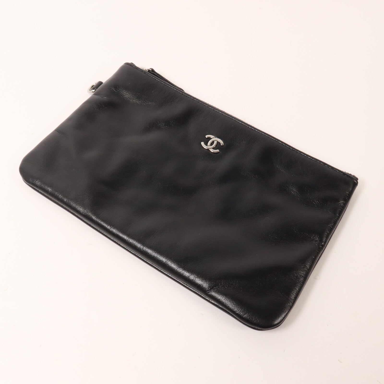 CHANEL 牛皮皮革Chanel 22 Small鏈帶肩背袋