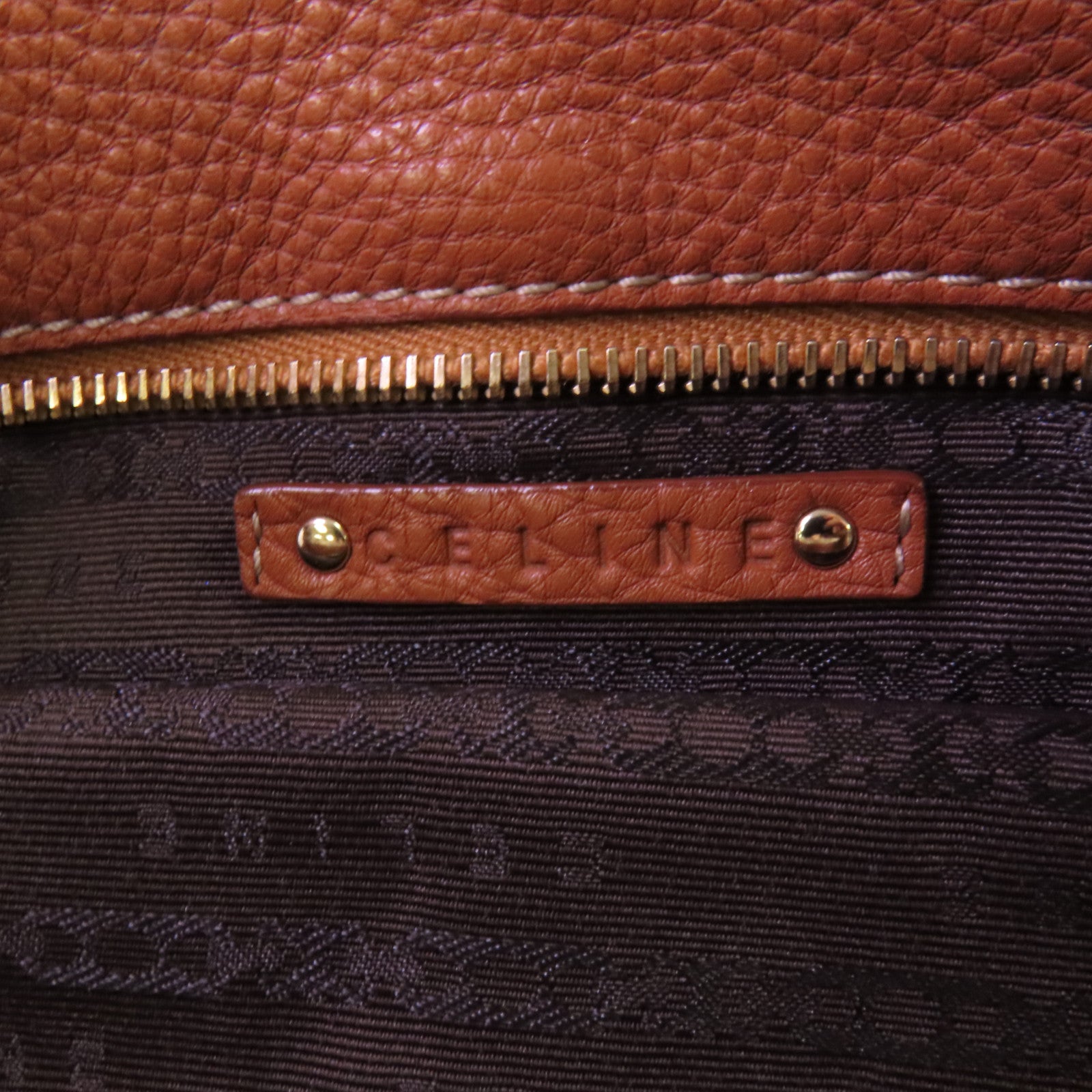 CELINE 牛皮皮革Better Sweet金扣肩背袋