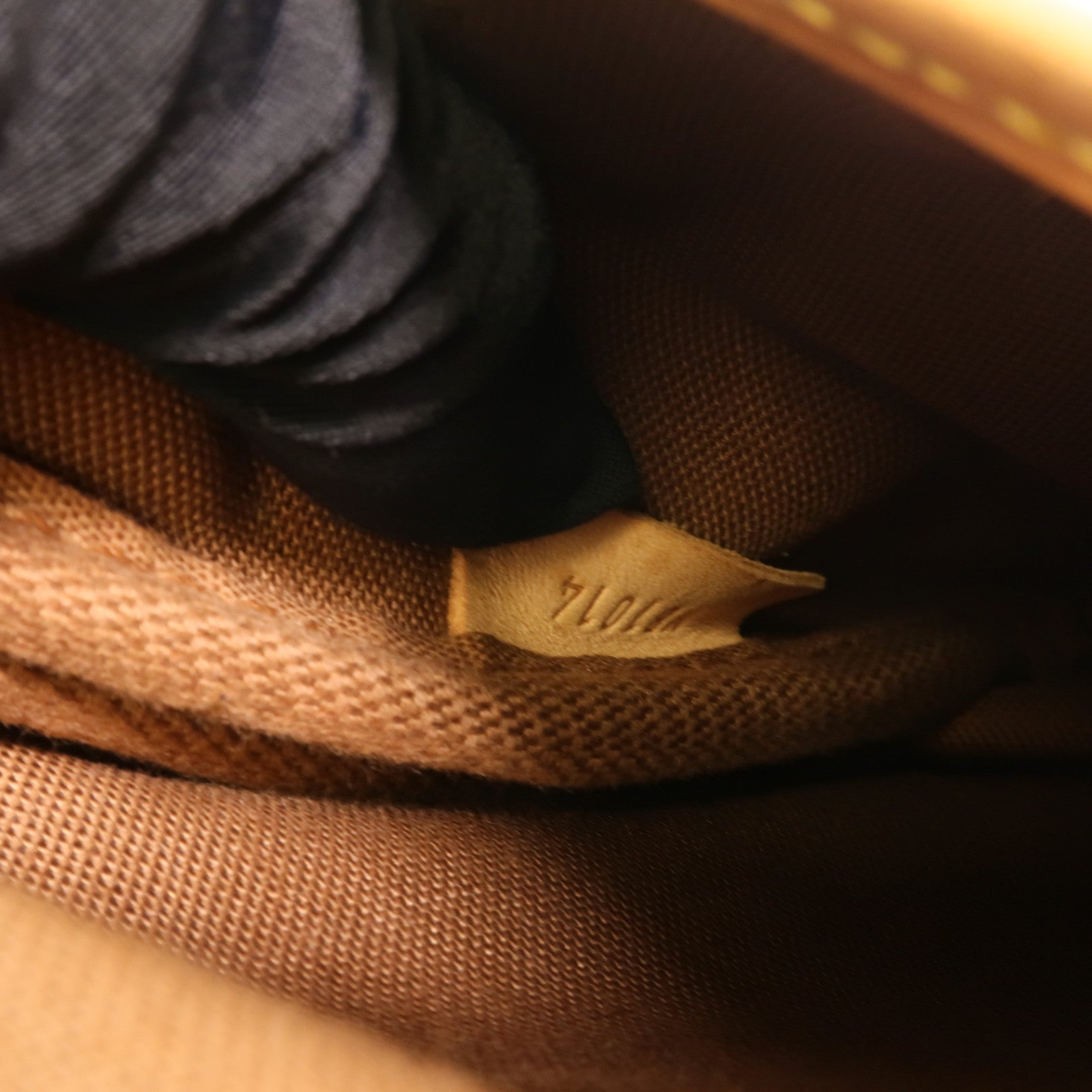 LOUIS VUITTON Monogram Saumur 30金扣肩背袋棕色