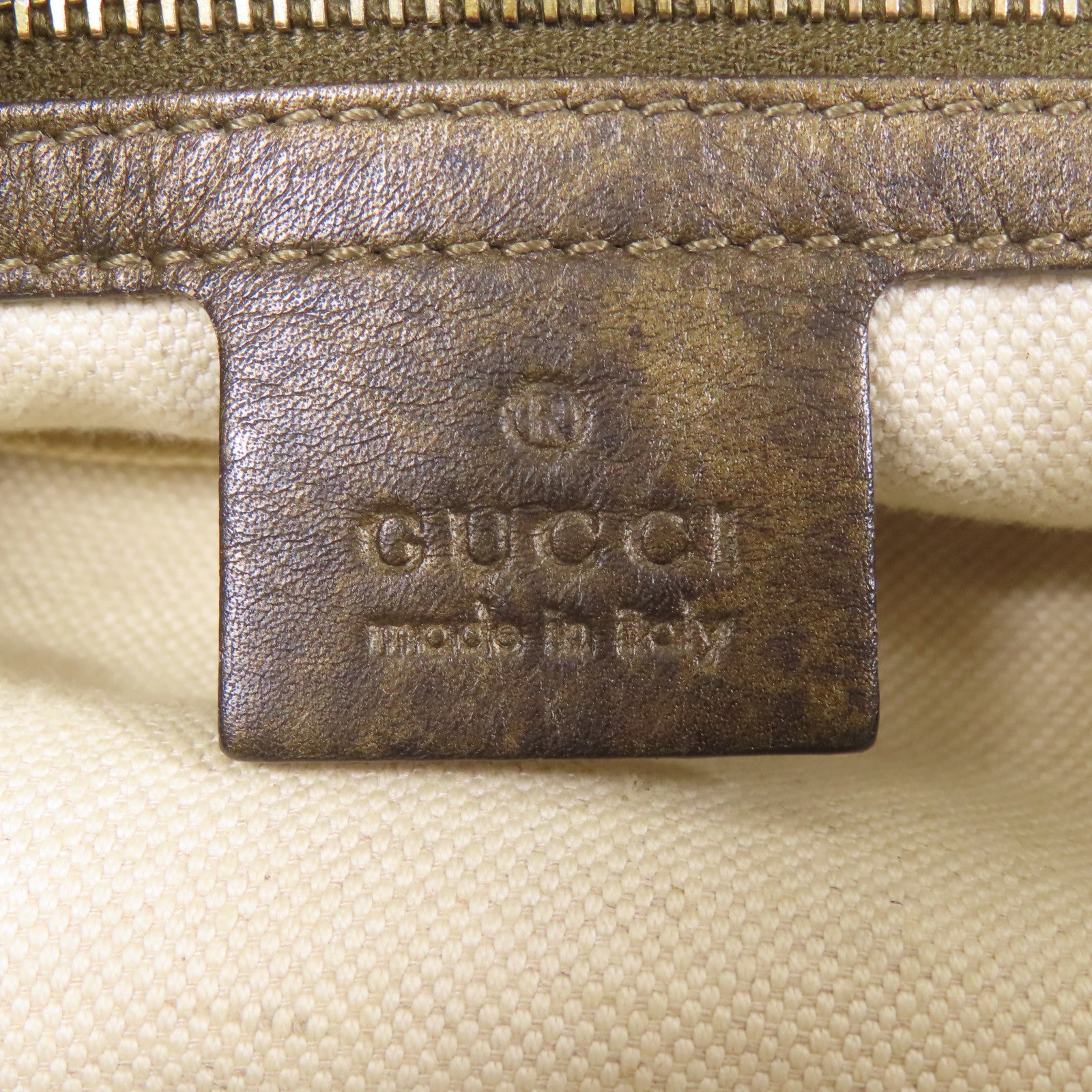 GUCCI GG Canvas Shoulder Bag金扣肩背袋
