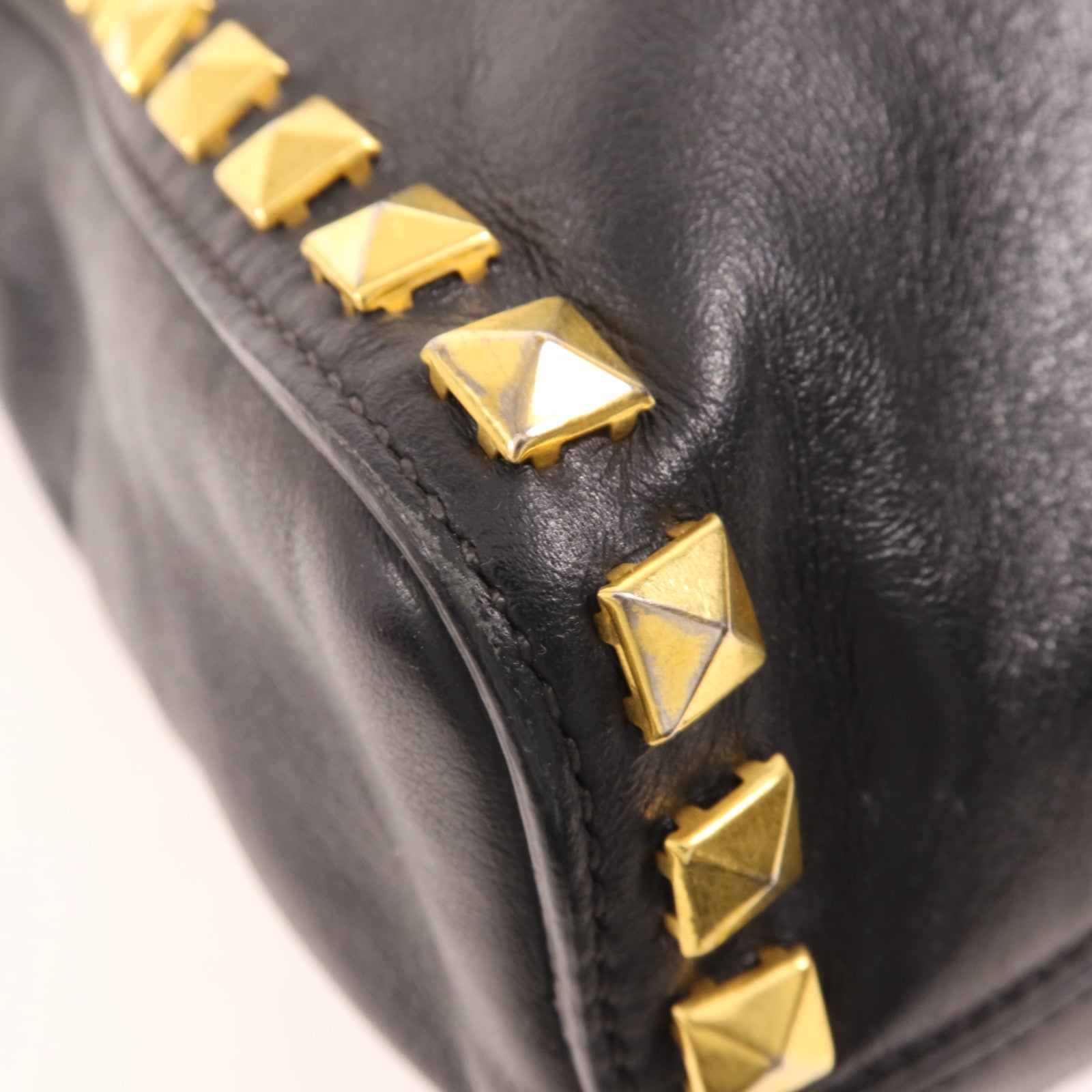 Miu Miu 羊皮皮革Tote Bag金扣肩背袋