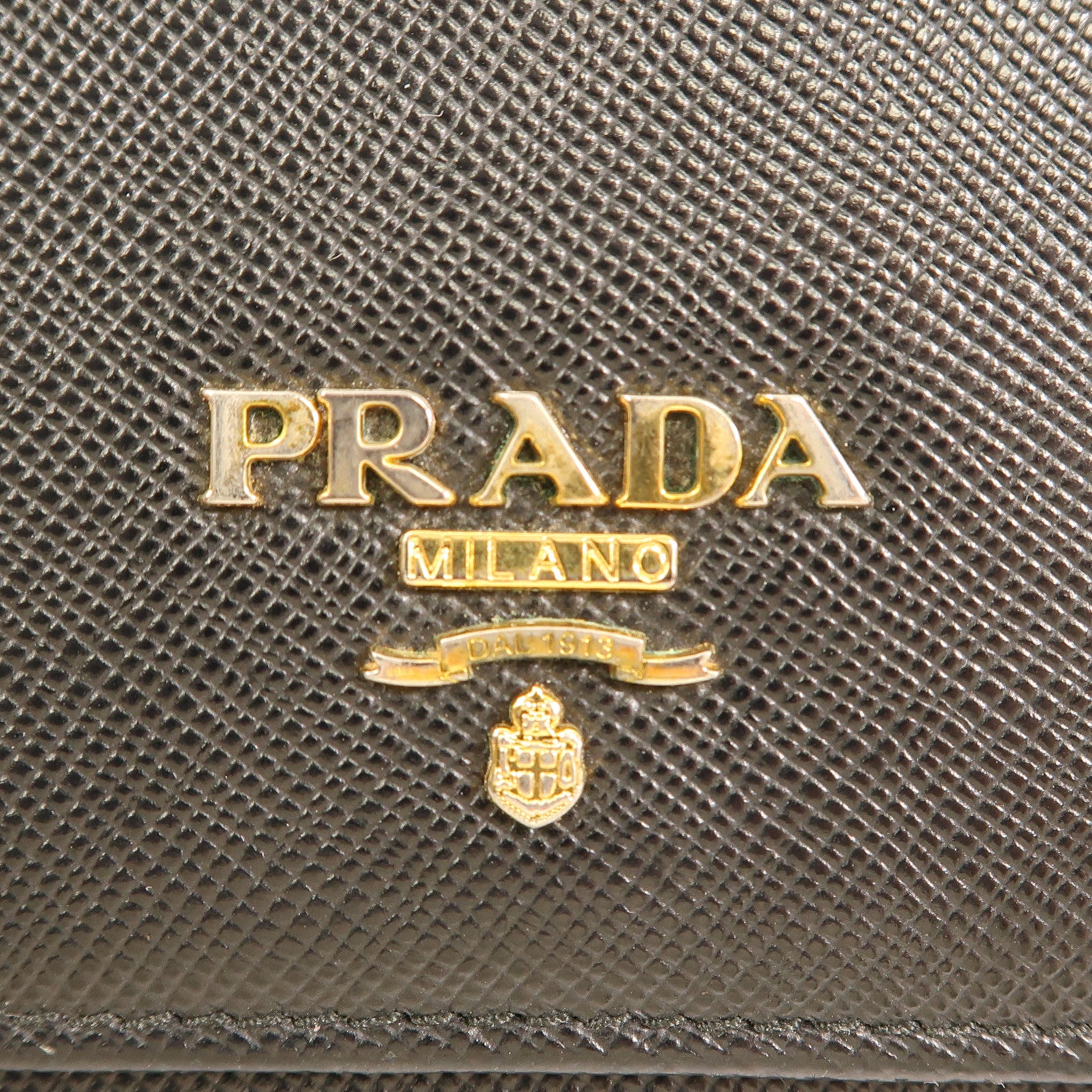 PRADA 牛皮皮革Long wallet金扣長錢包