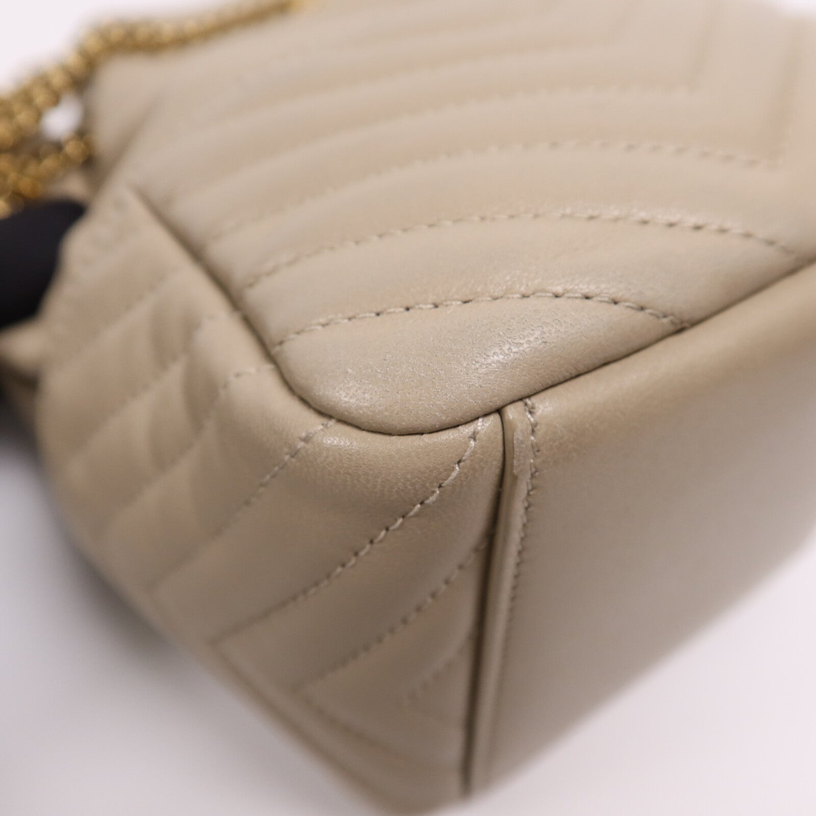 YVES SAINT LAURENT 牛皮皮革Chain Shoulder Bag金扣鏈帶肩背袋