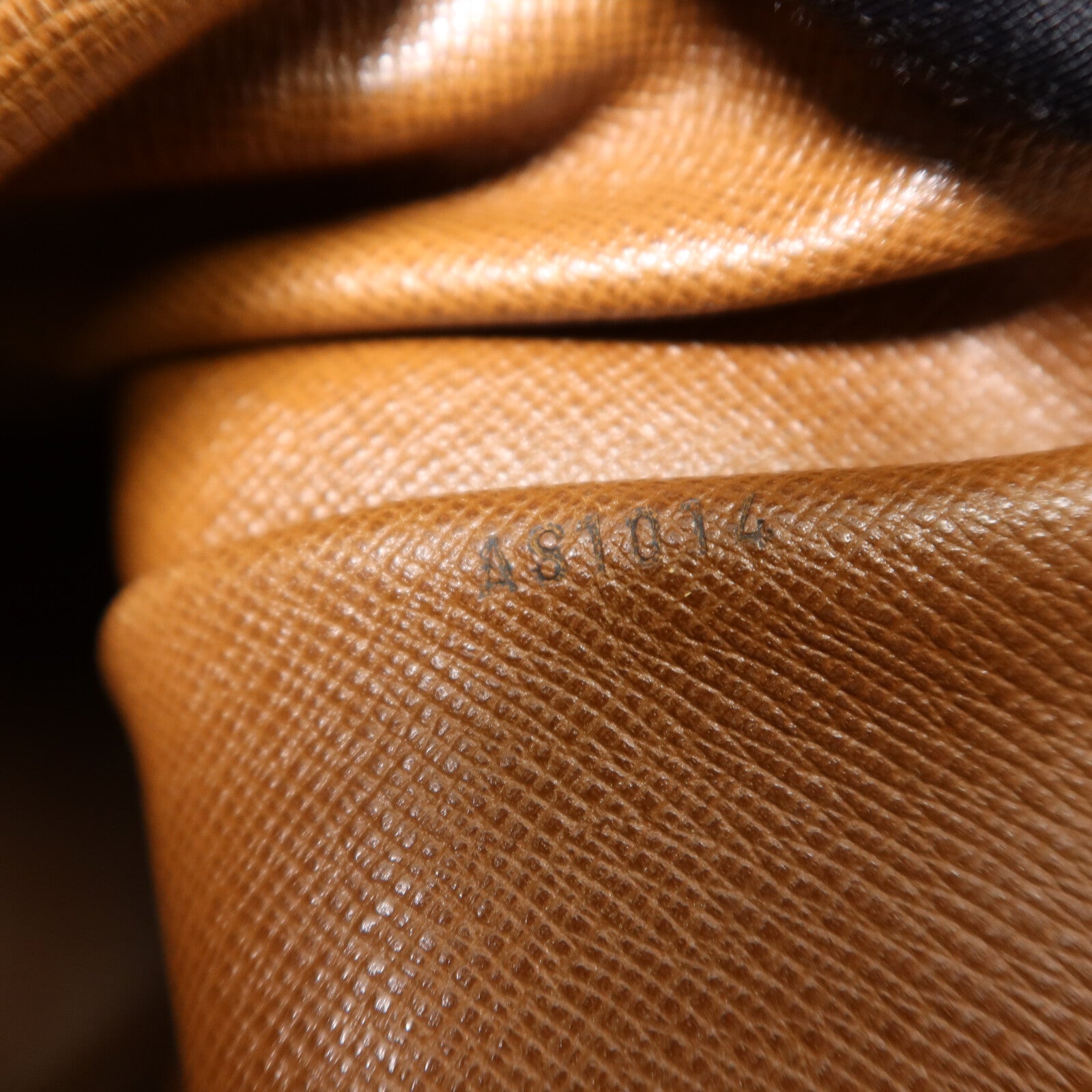 LOUIS VUITTON Monogram Boulogne肩背袋