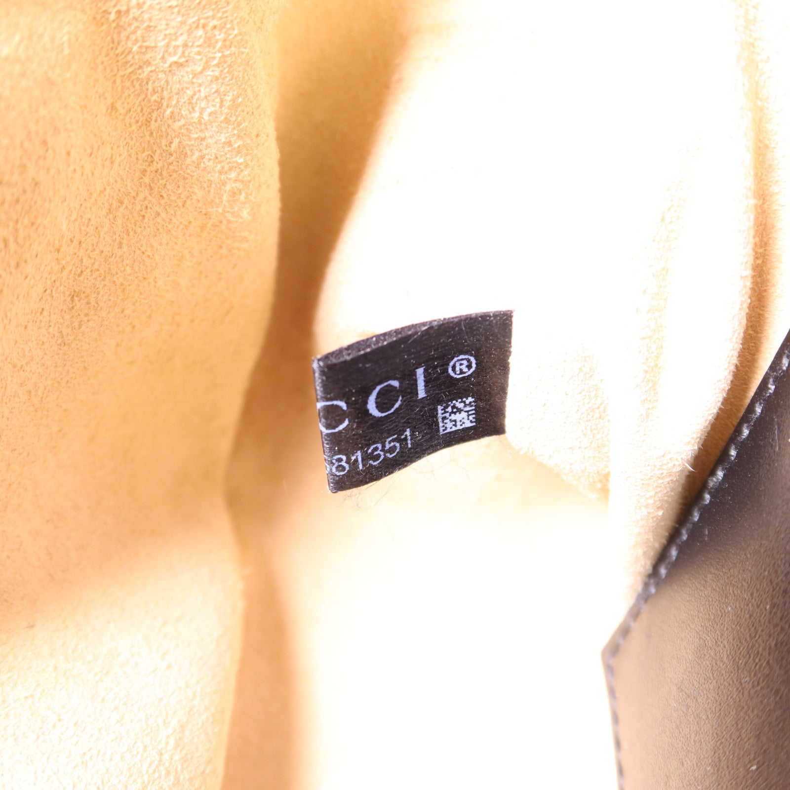 GUCCI 牛皮皮革GG Marmont Shoulder Bag金扣肩背袋