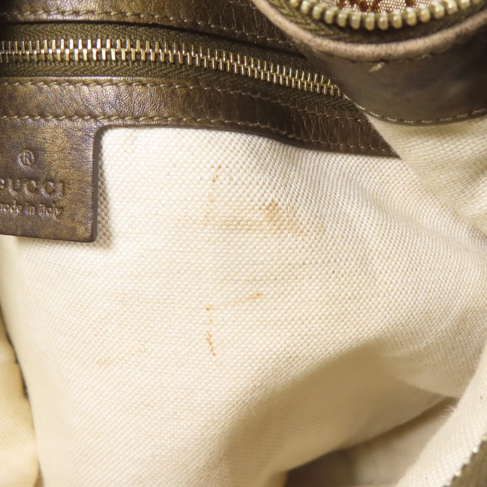 GUCCI GG Canvas Shoulder Bag金扣肩背袋