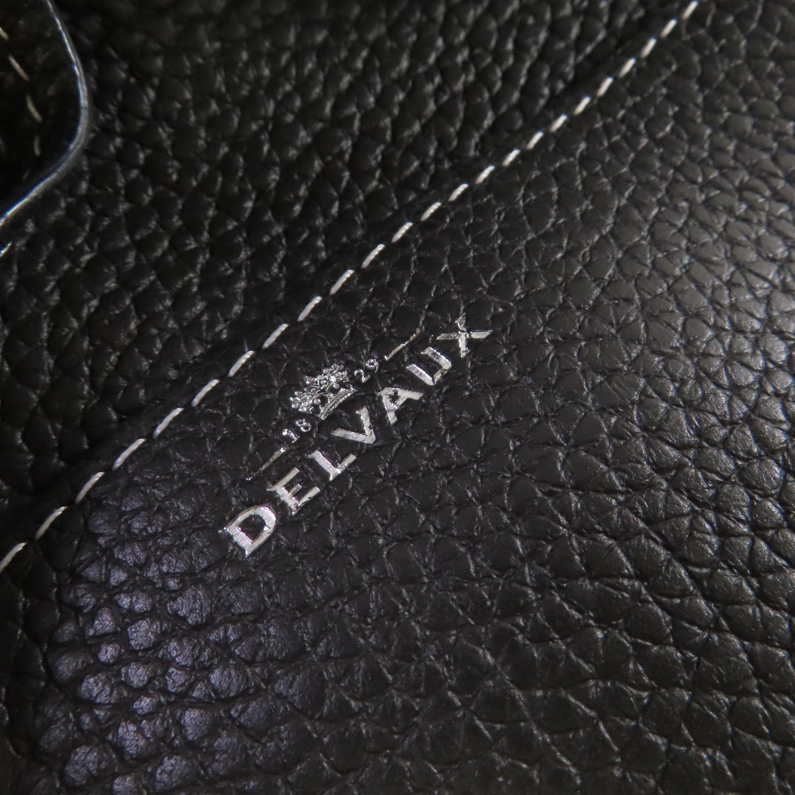 Delvaux 牛皮皮革Handbag銀扣手挽袋黑色
