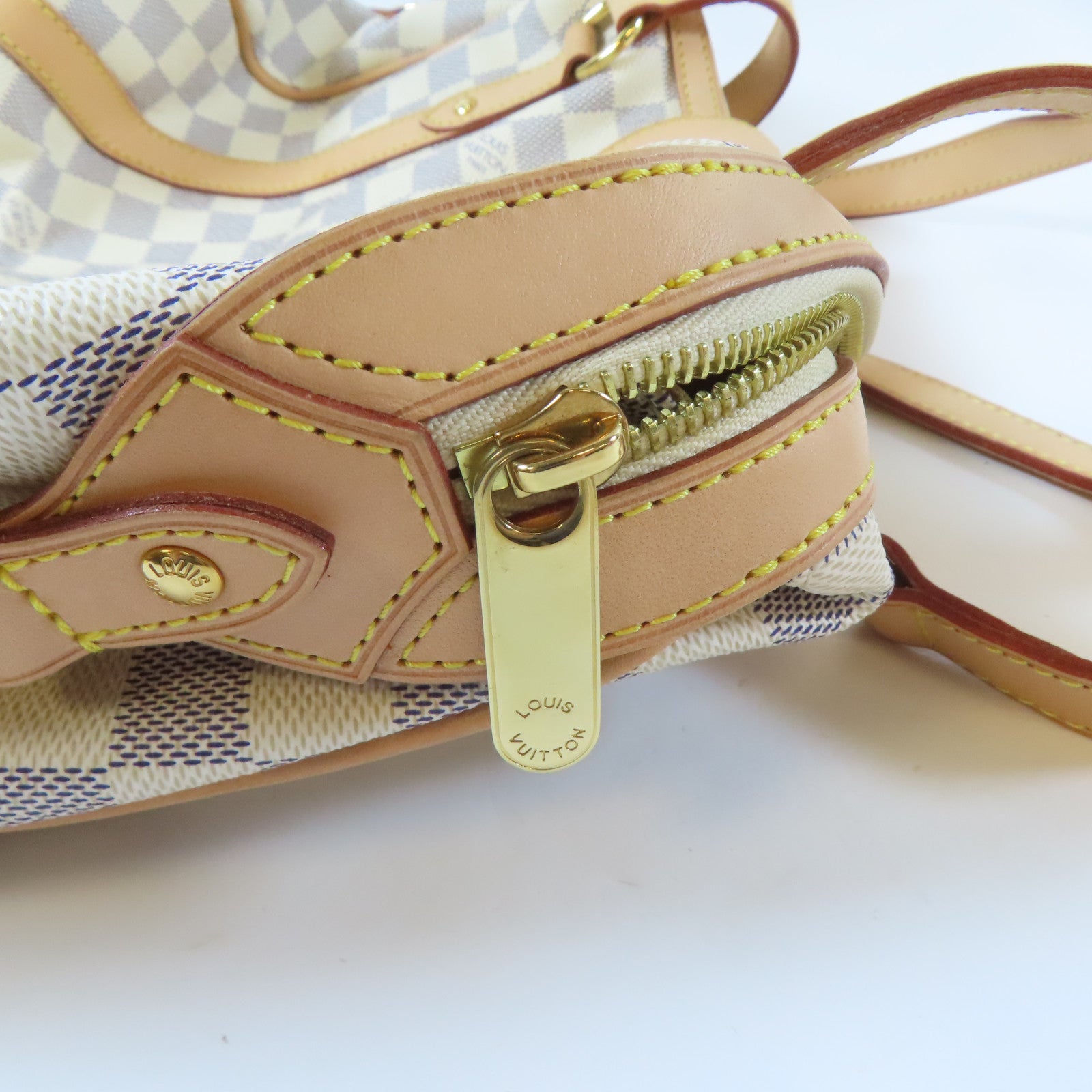 LOUIS VUITTON Damier Azur Stresa PM Shoulder Bag金扣肩背袋白色