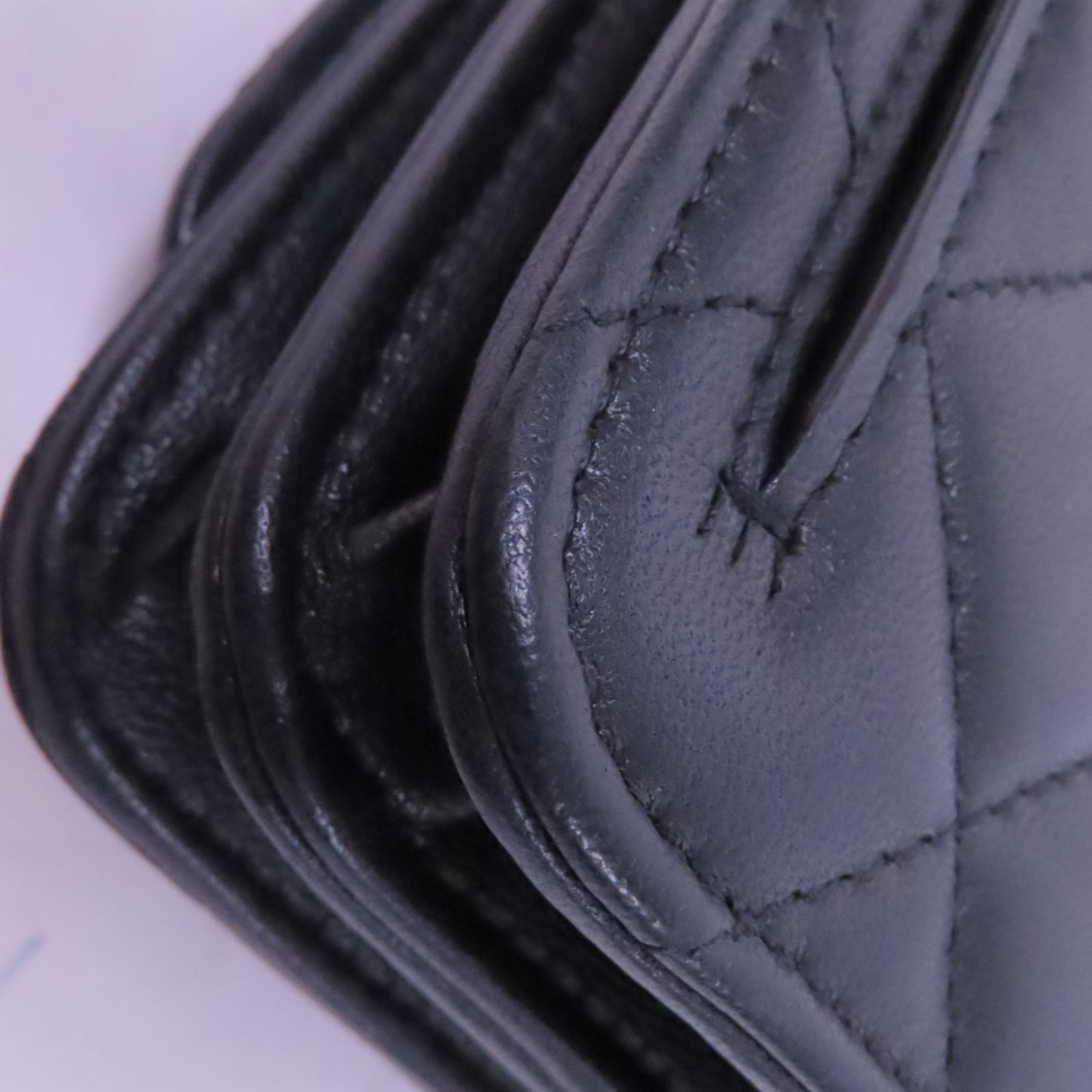 CHANEL 菱格牛皮皮革Chain Shoulder銀扣鏈帶肩背袋黑色
