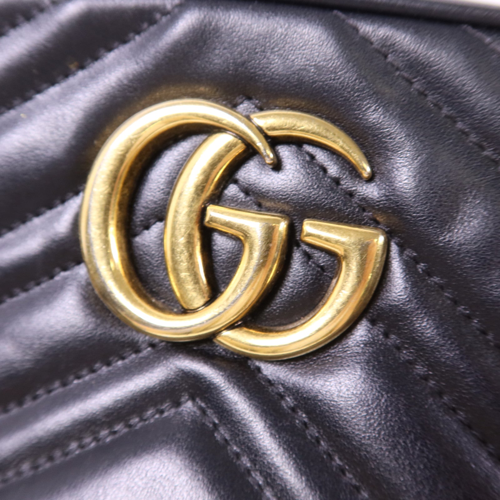 GUCCI 牛皮皮革GG Marmont Shoulder Bag金扣肩背袋