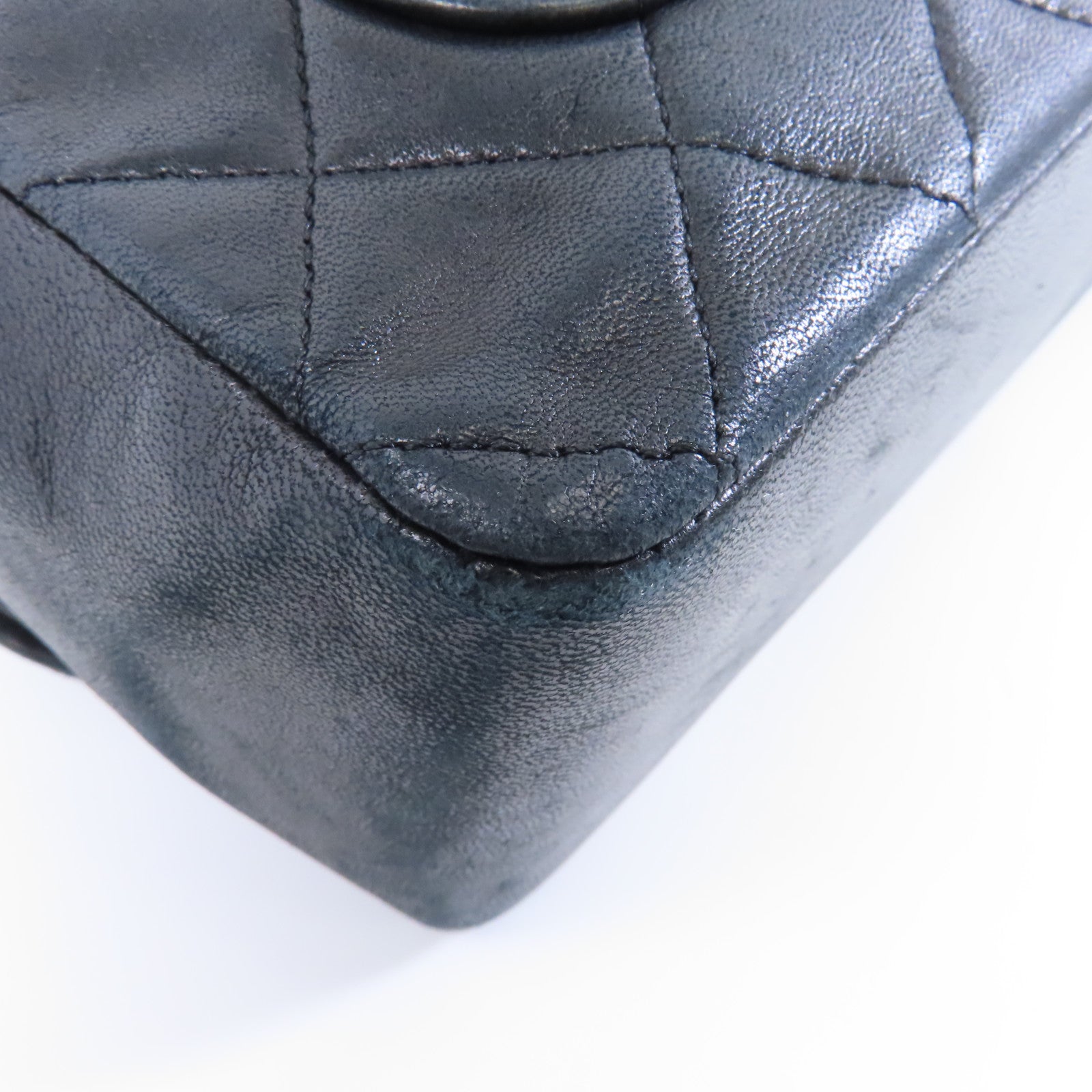 CHANEL 菱格羊皮皮革Chain Shoulder金扣鏈帶肩背袋黑色