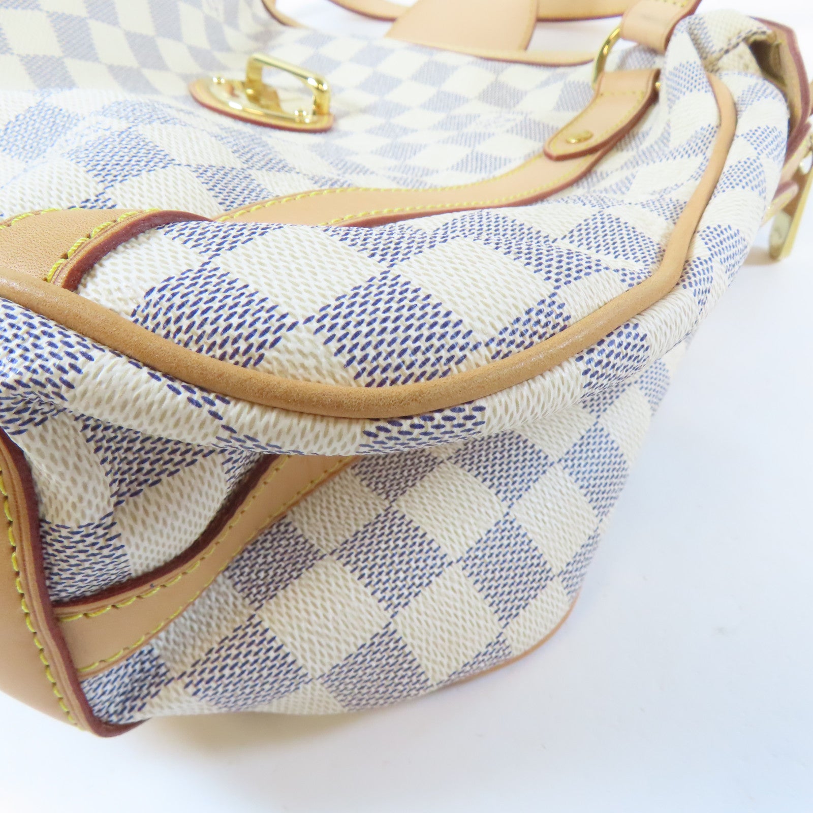 LOUIS VUITTON Damier Azur Stresa PM Shoulder Bag金扣肩背袋白色