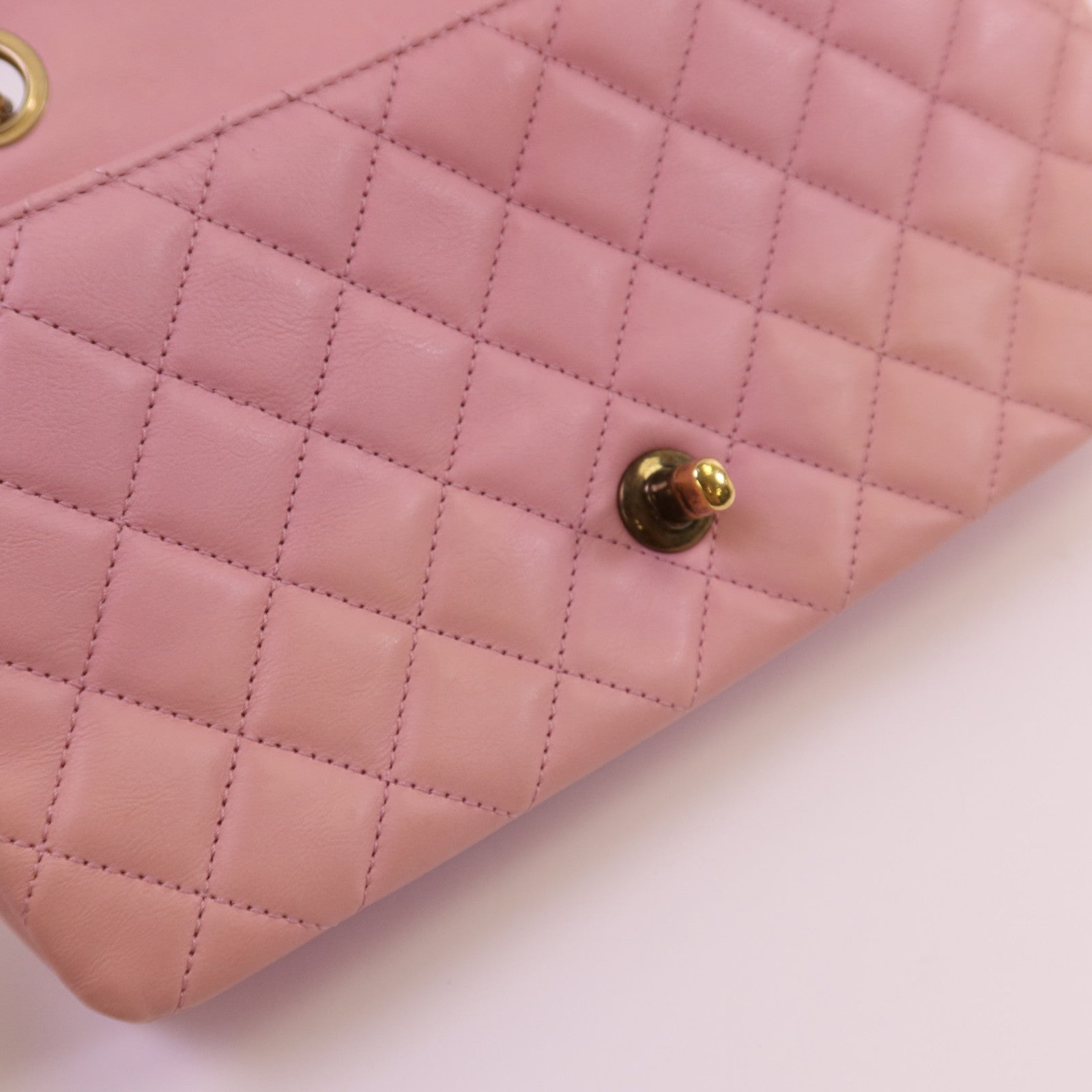 CHANEL 牛皮皮革Chain Shoulder金扣鏈帶肩背袋
