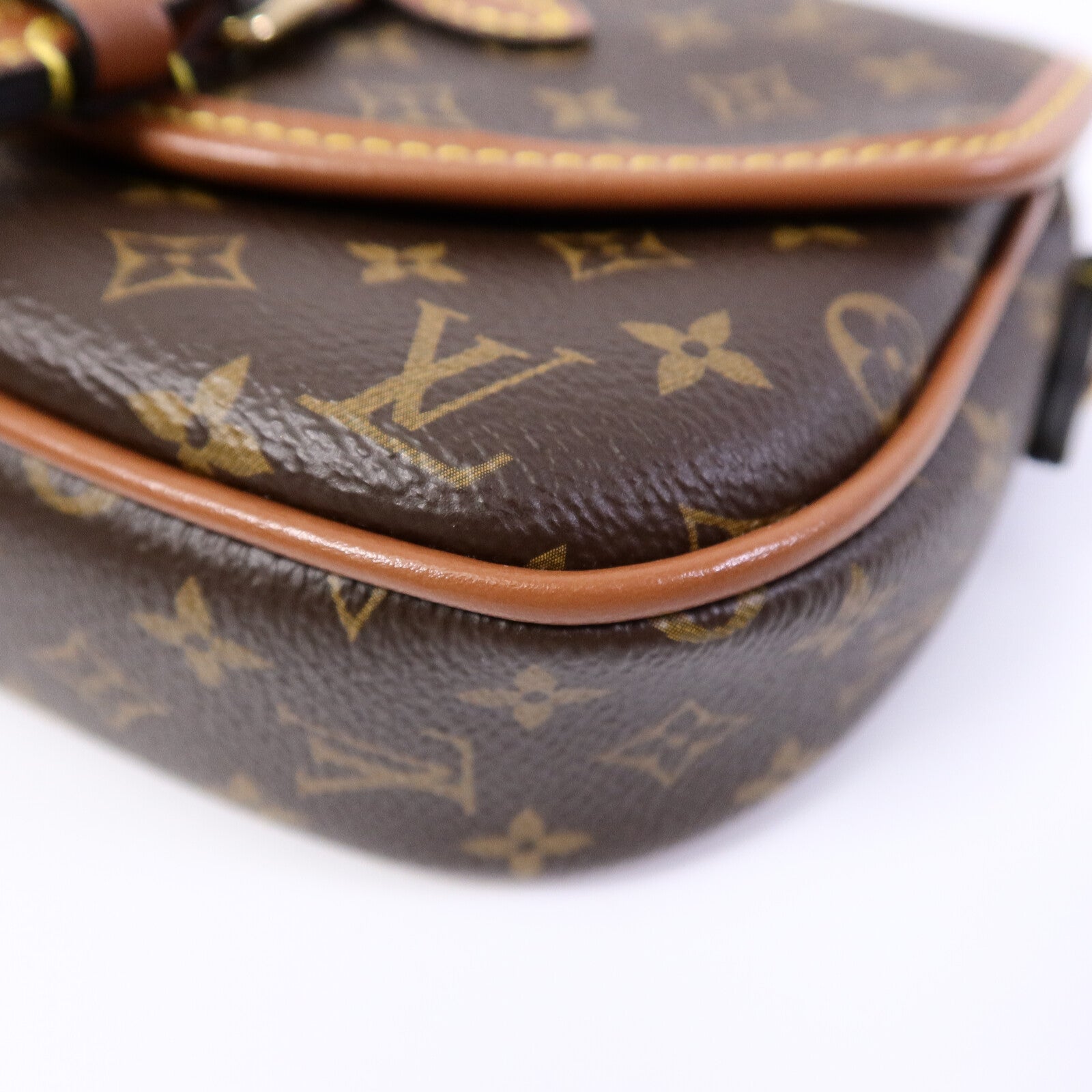 LOUIS VUITTON Monogram Solo肩背袋