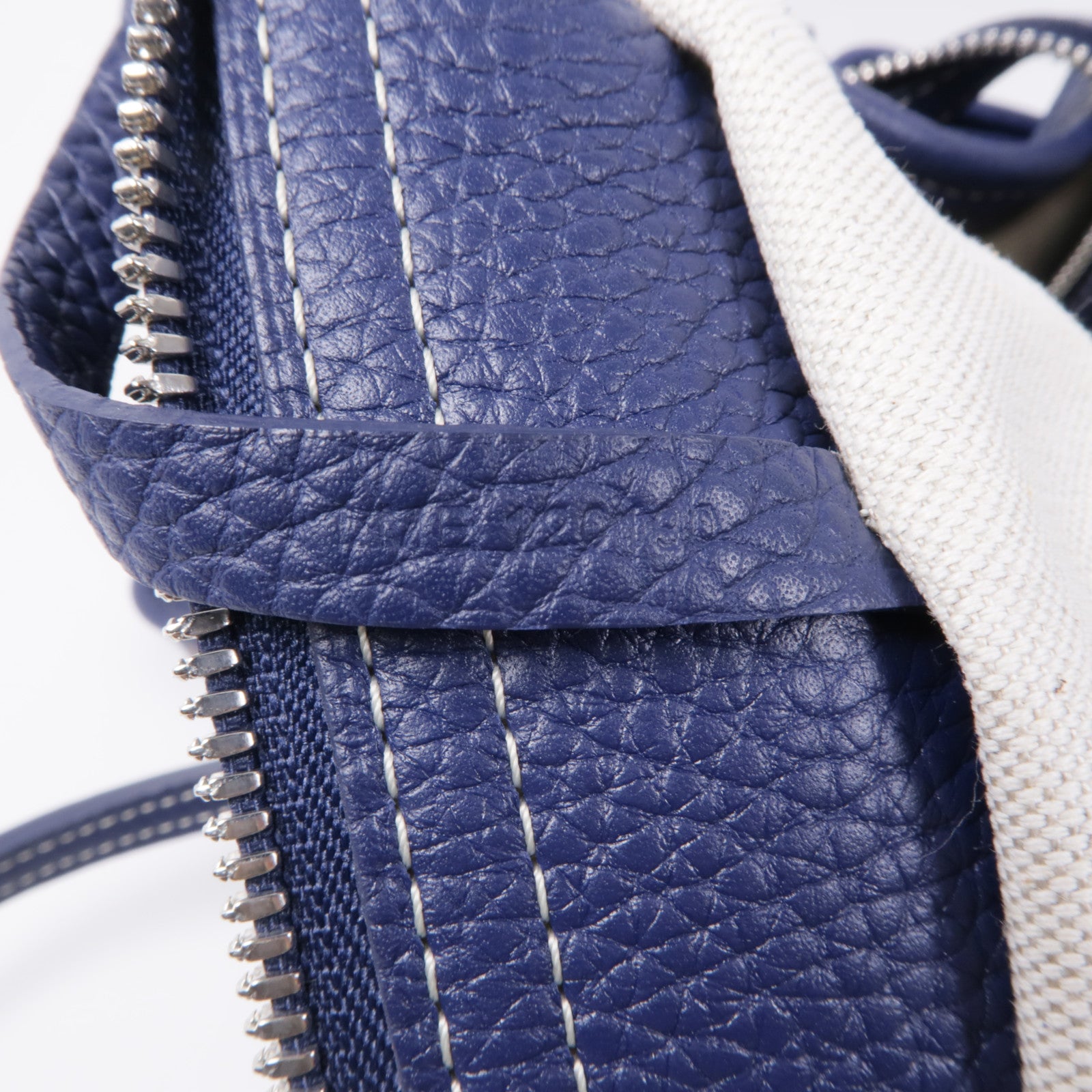 GOYARD 塗層帆布/皮革Hardy PM銀扣手挽袋