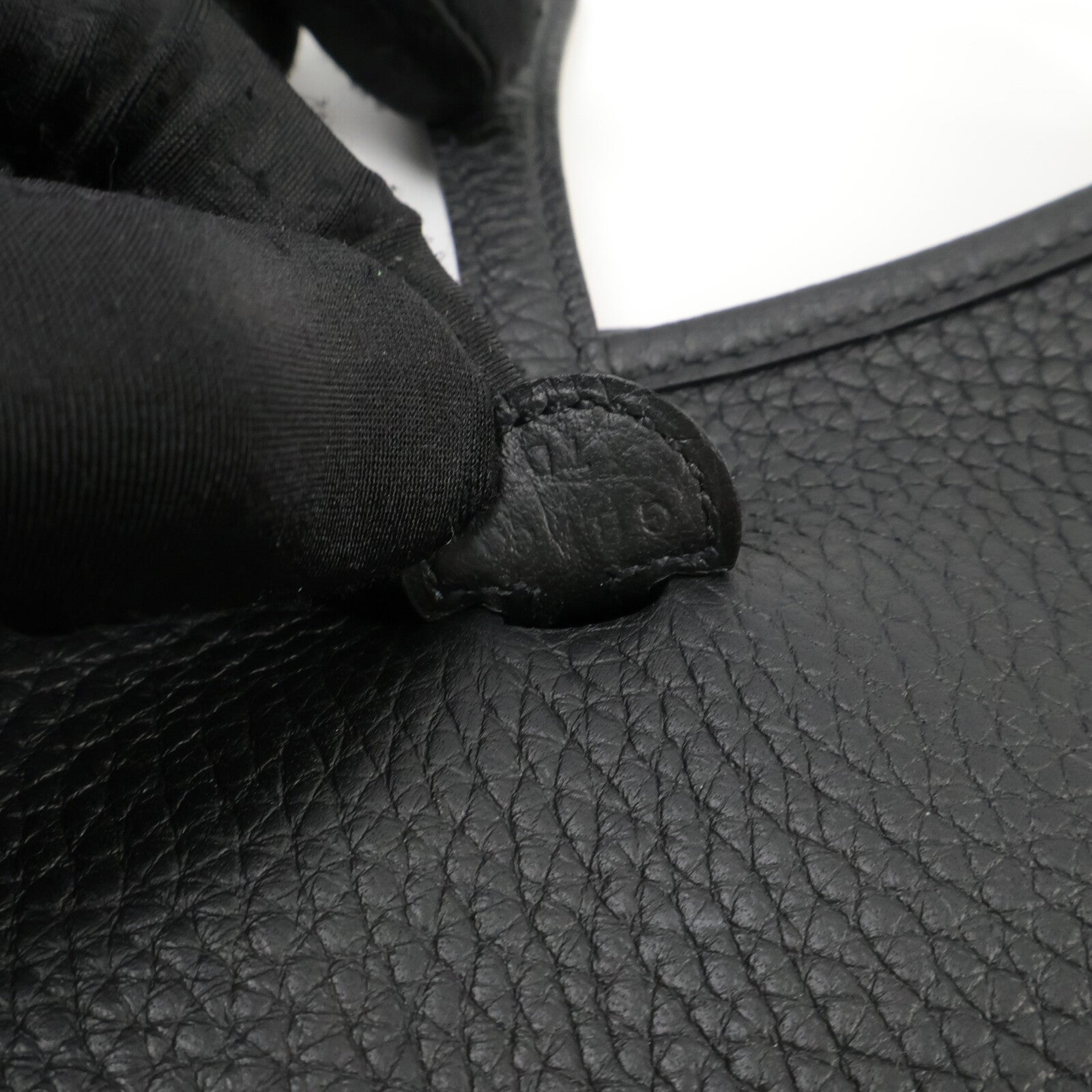 HERMES Clemence皮革Evelyne TPM肩背袋Noir