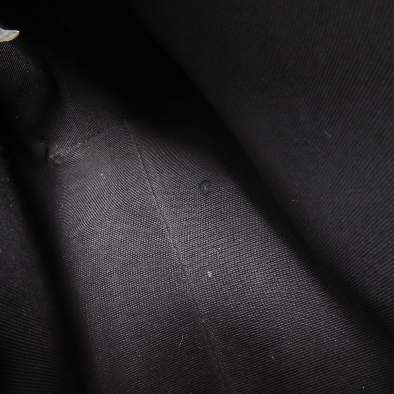 CHANEL【激減優惠】 牛皮皮革Chain Shoulder Bag金扣鏈帶肩背袋