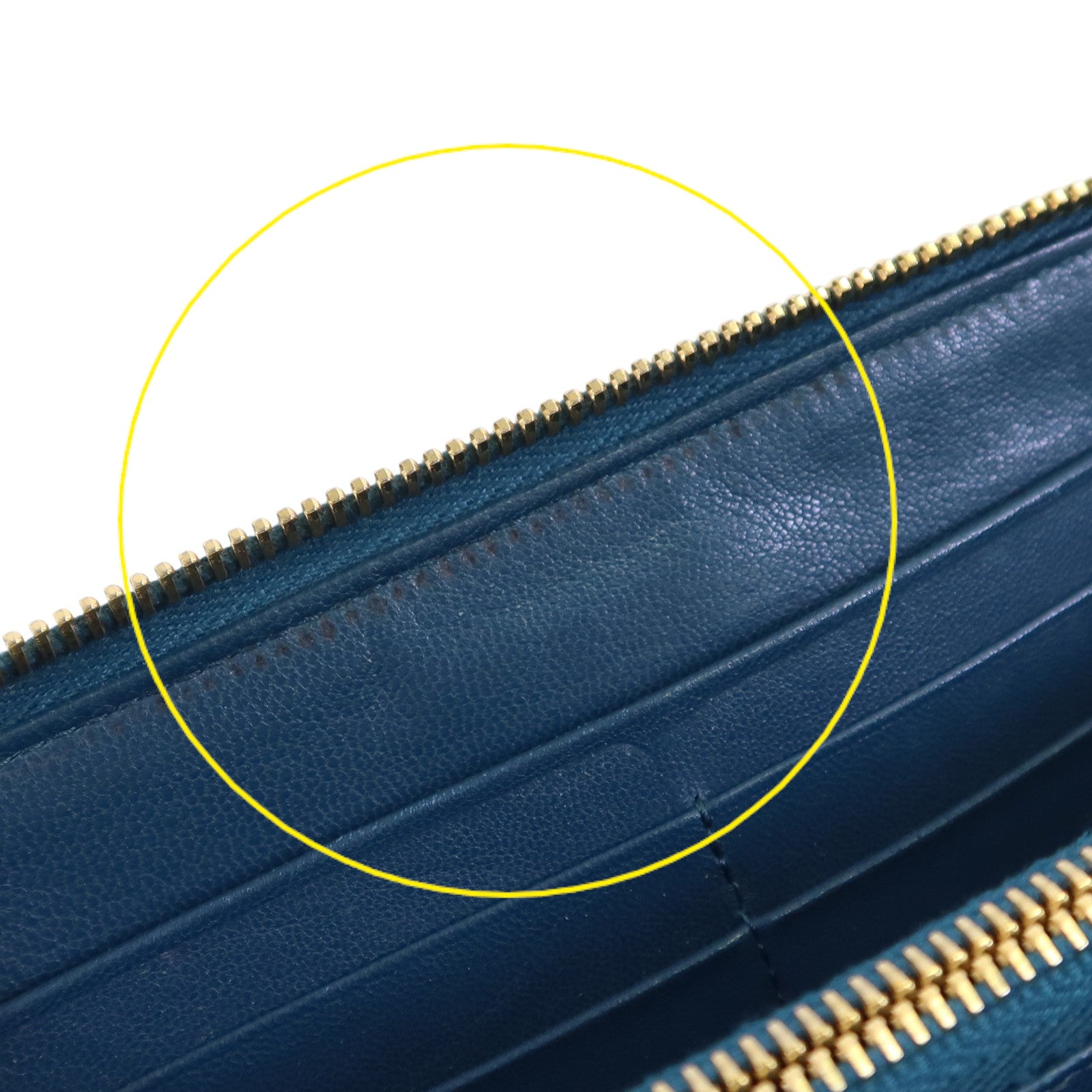 PRADA 漆皮皮革Round Long Wallet金扣拉鏈長錢包