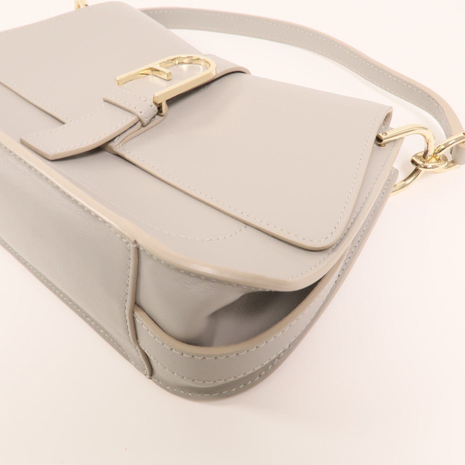 Furla 皮革Shoulder Bag金扣手挽肩背兩用袋