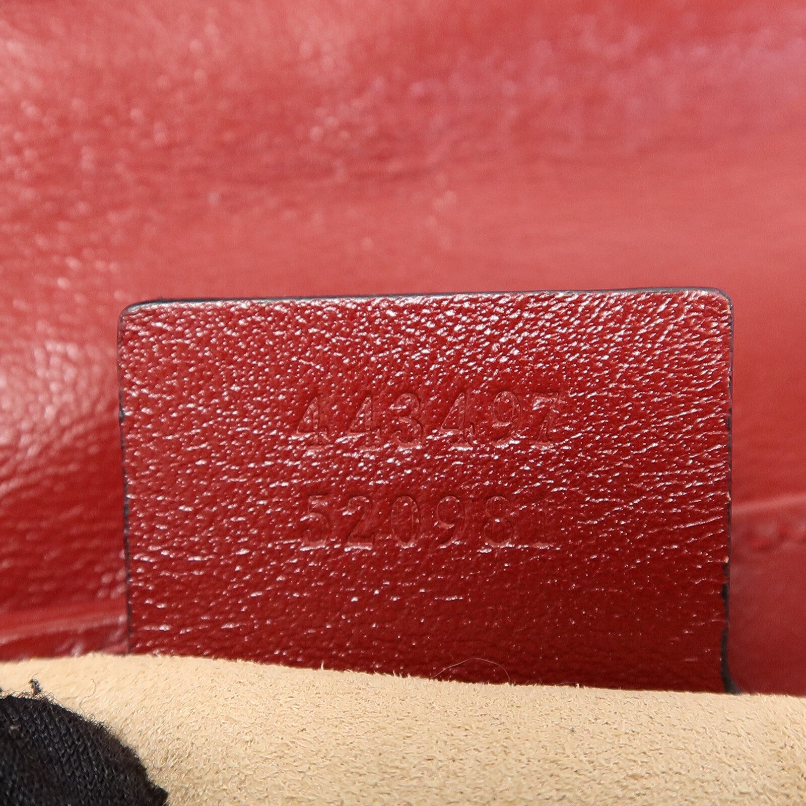 GUCCI GG Marmont Shoulder Bag鏈帶肩背袋