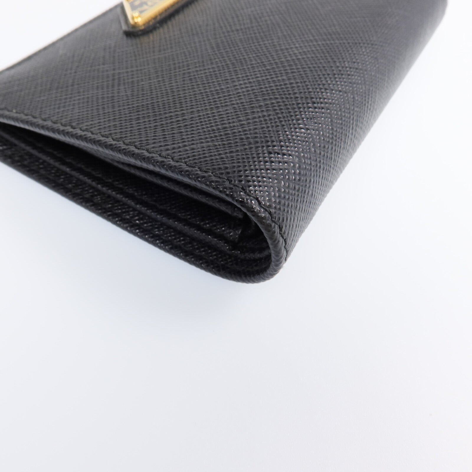 PRADA Saffiano皮革Fold Wallet金扣錢包