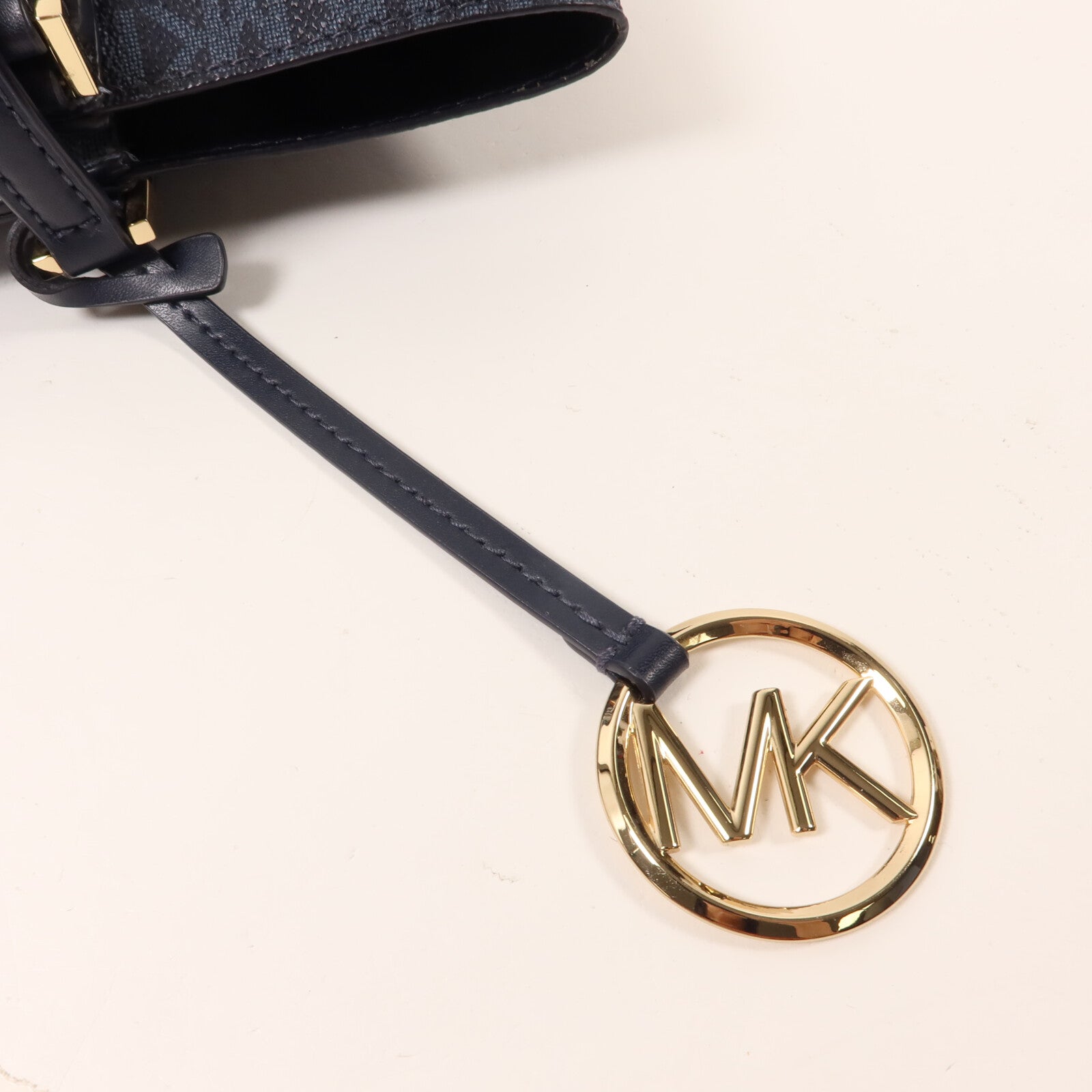 Michael Kors 塗層帆布Shoulder Bag肩背袋