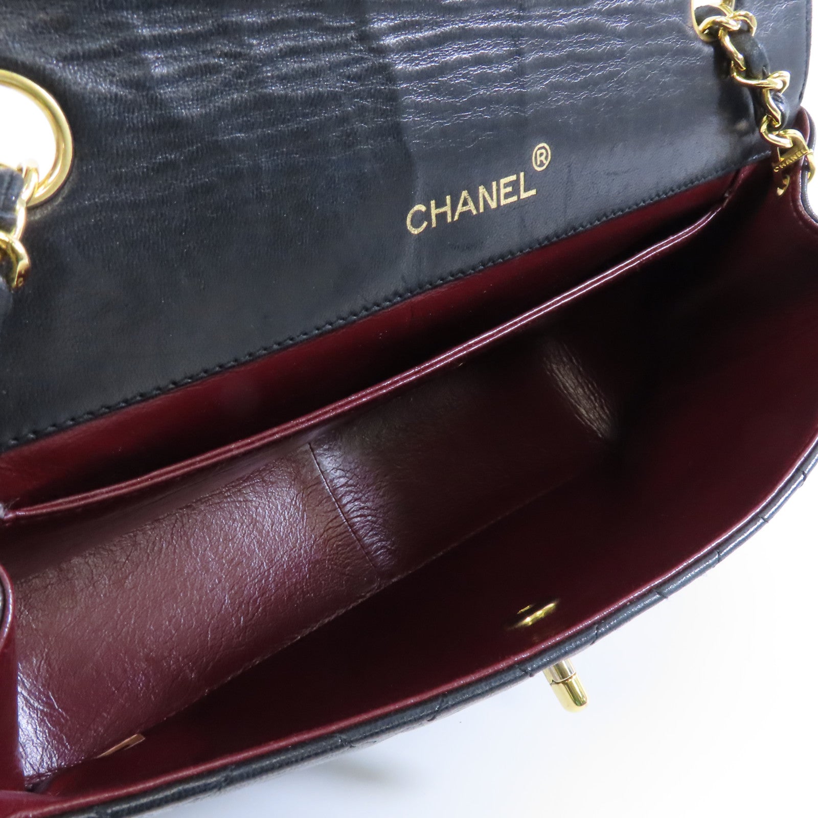 CHANEL 菱格羊皮皮革Chain Shoulder金扣鏈帶肩背袋黑色