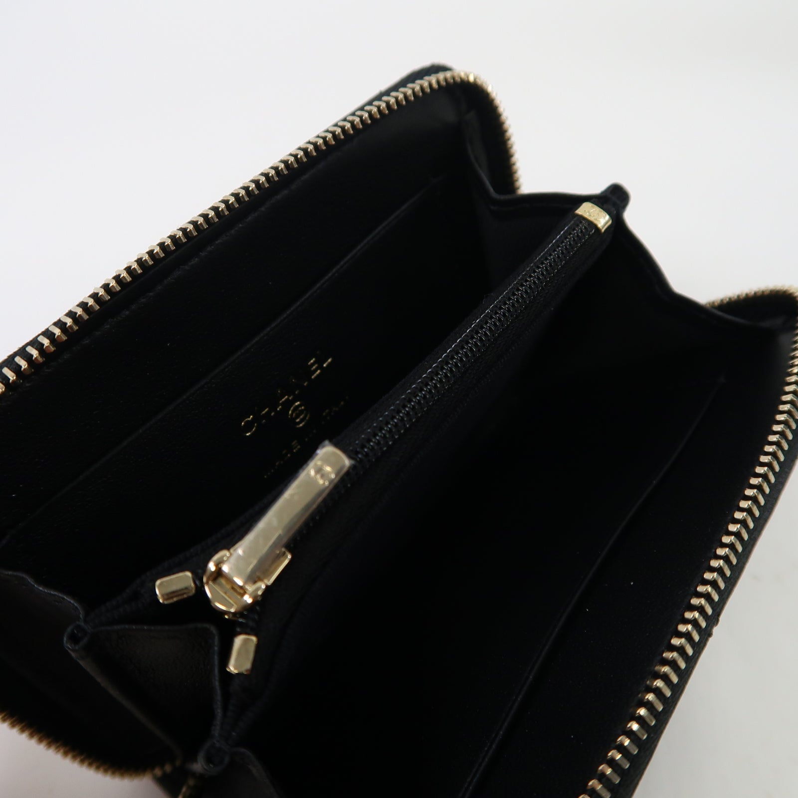 CHANEL 菱格羊皮皮革Card Case金扣卡片套黑色