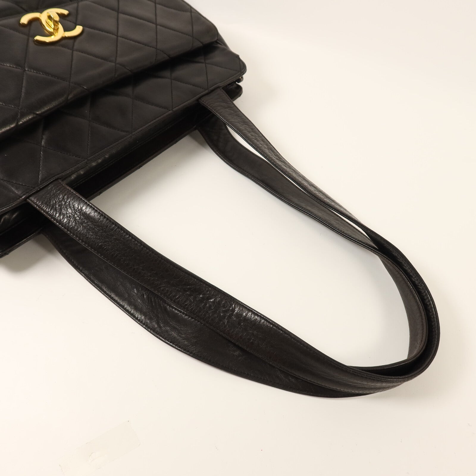 CHANEL 牛皮皮革Shoulder Bag金扣肩背袋