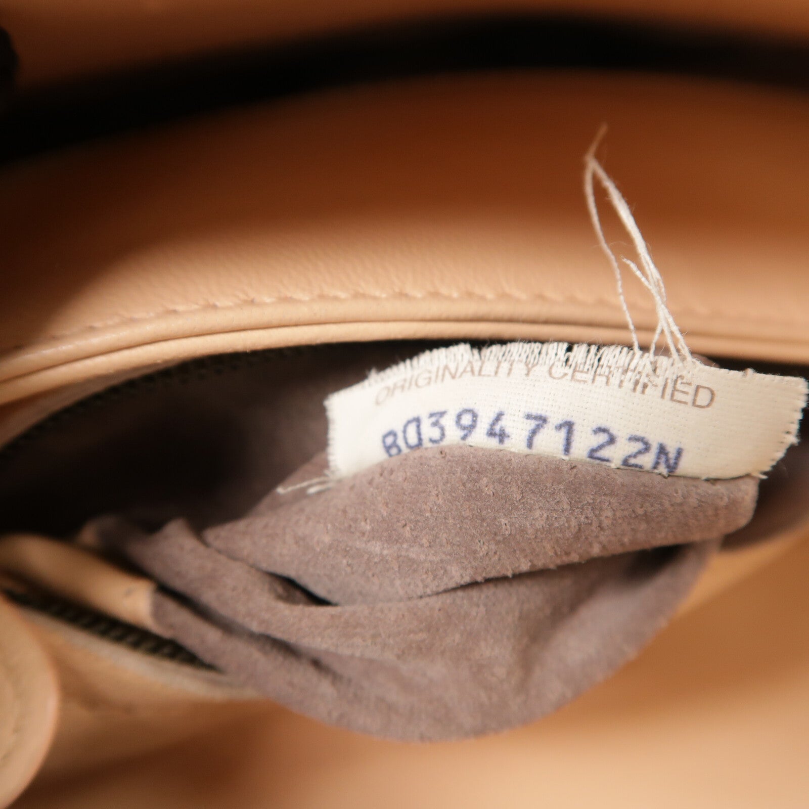 BOTTEGA VENETA 羊皮皮革Intrecciato Olimpia鏈帶肩背袋