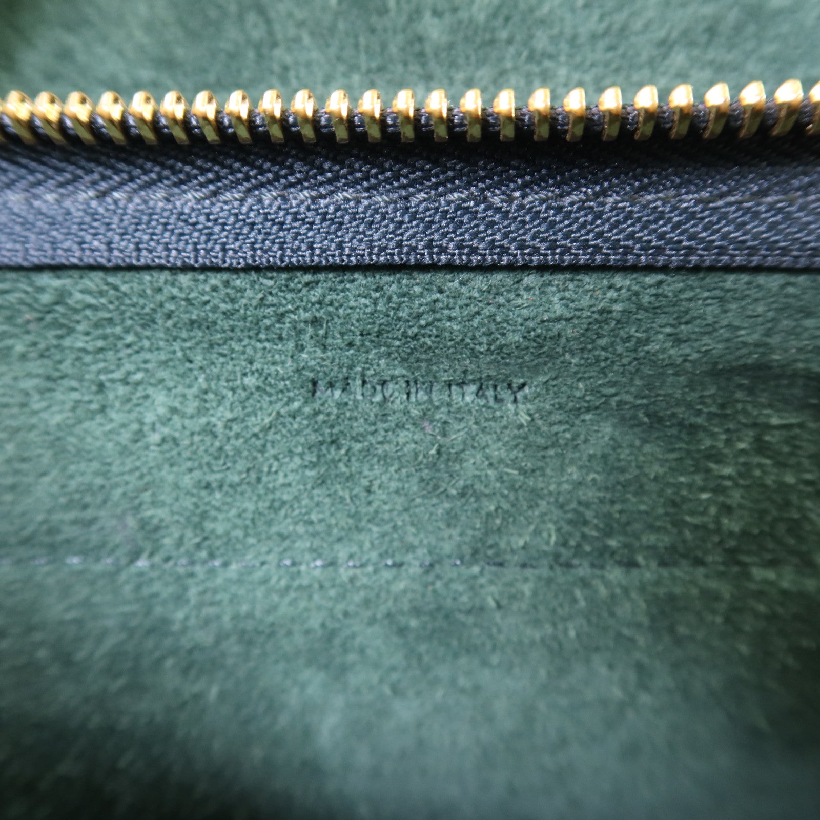 CELINE 牛皮皮革Nano Belt Bag金扣手挽肩背兩用袋