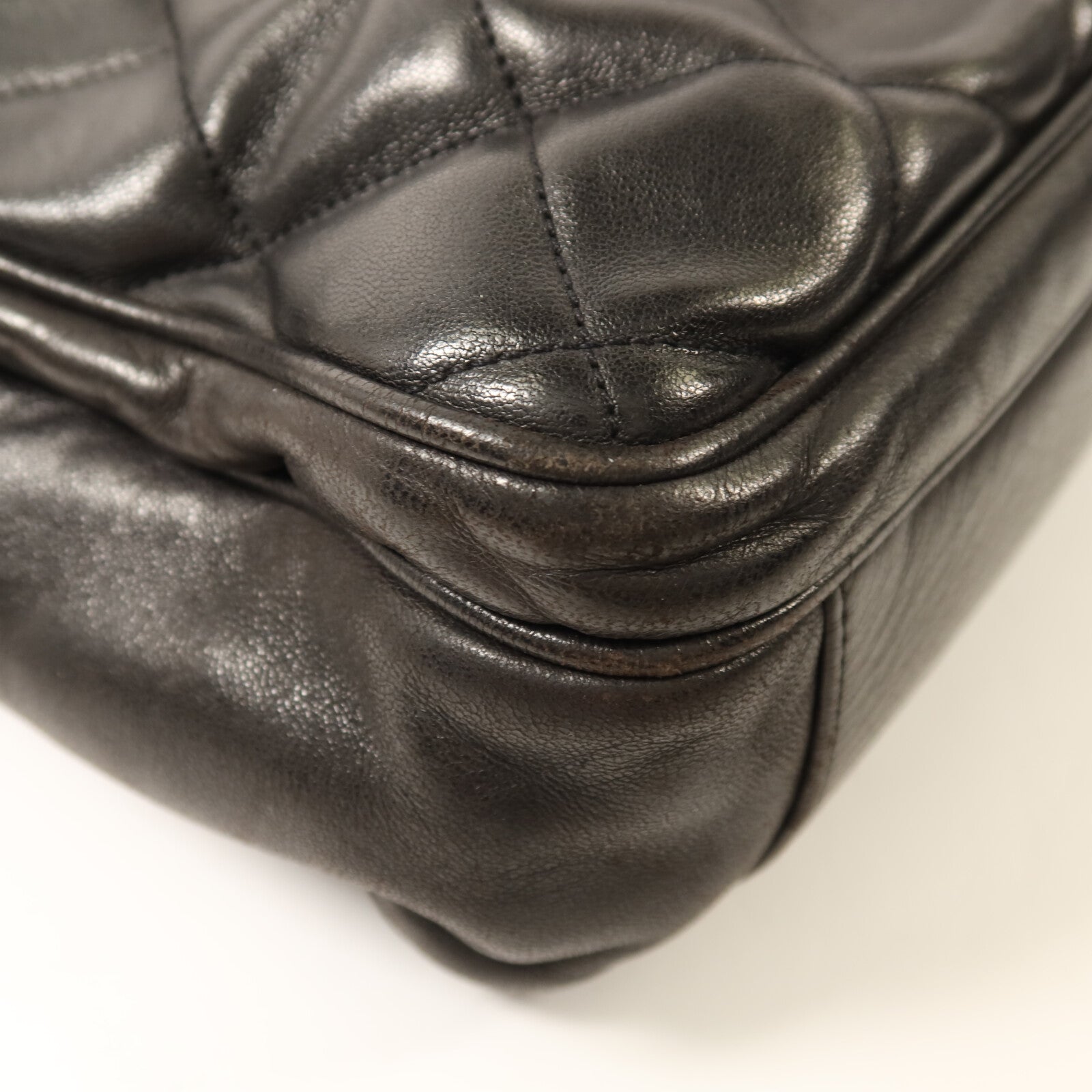 CHANEL 牛皮皮革Shoulder Bag金扣肩背袋