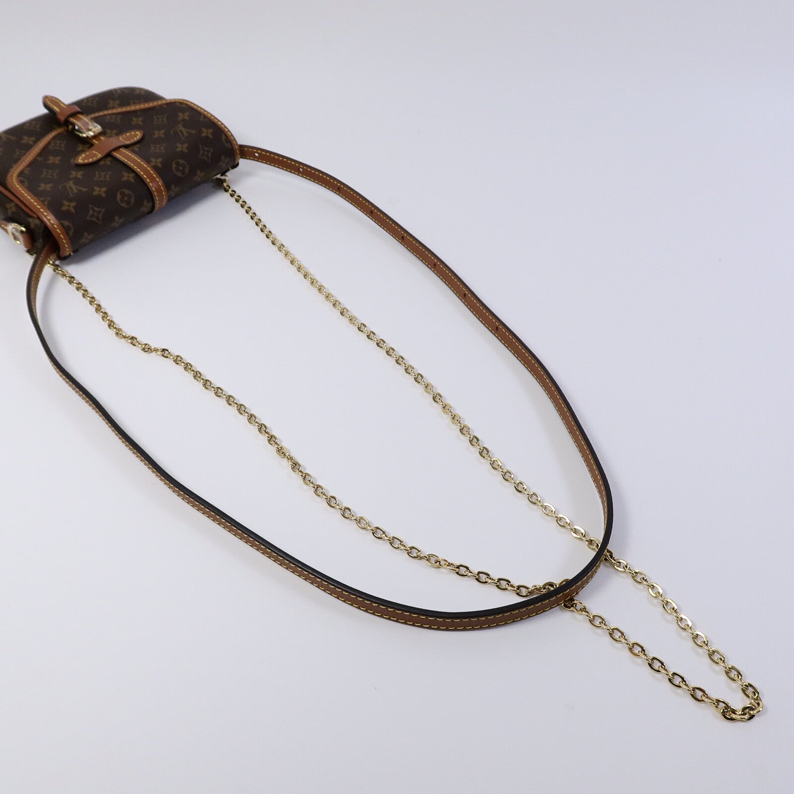LOUIS VUITTON Monogram Solo肩背袋