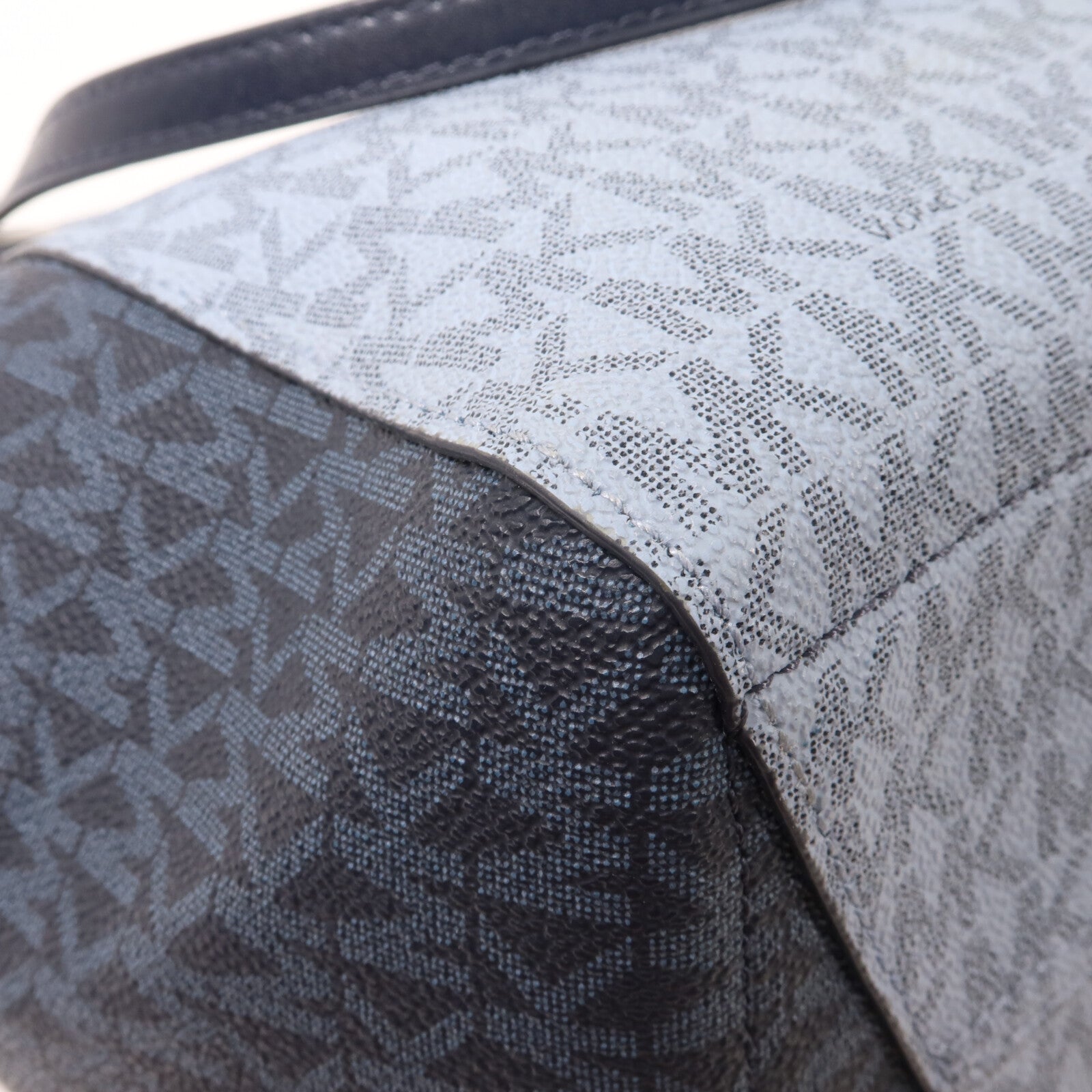 Michael Kors 塗層帆布Shoulder Bag肩背袋