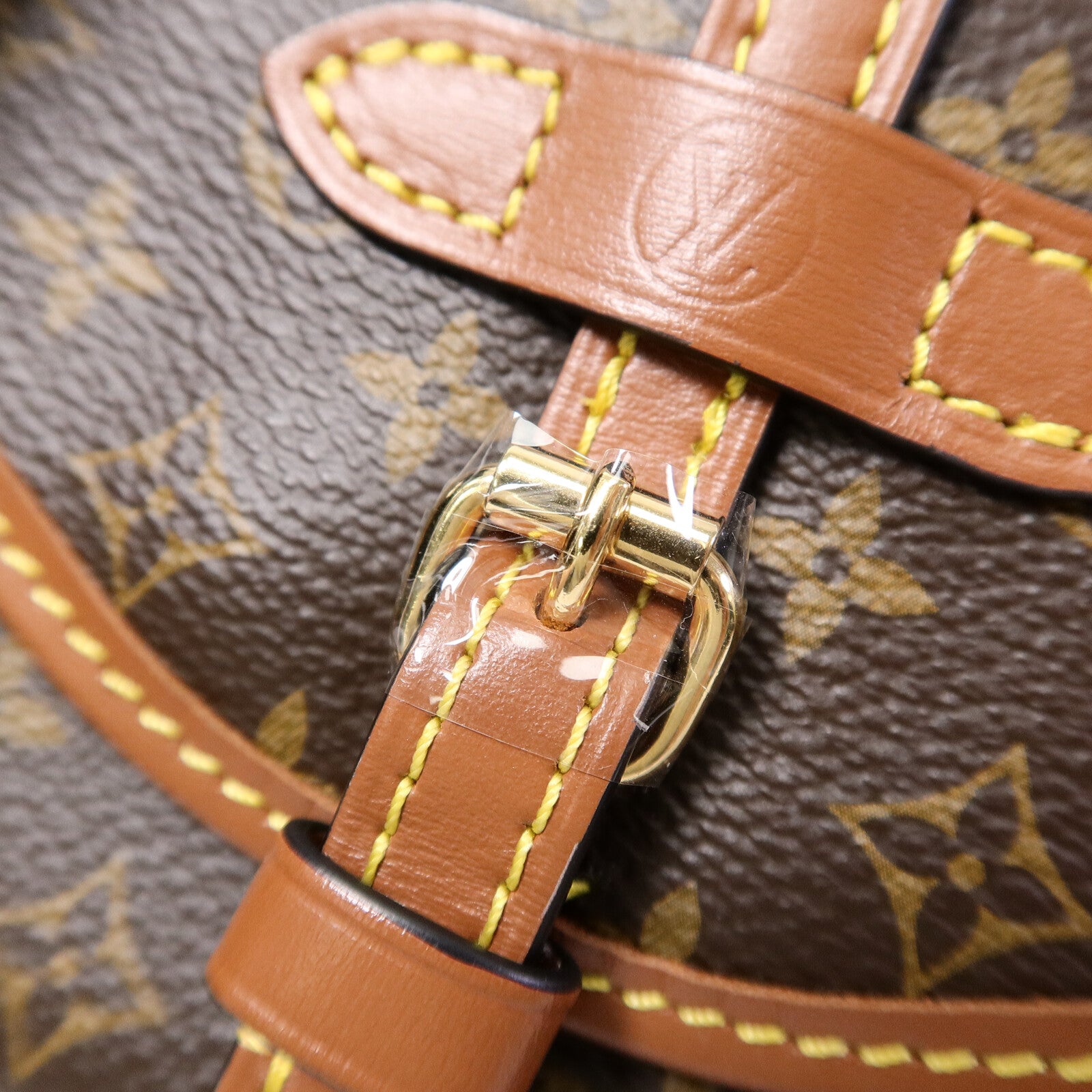 LOUIS VUITTON Monogram Solo肩背袋