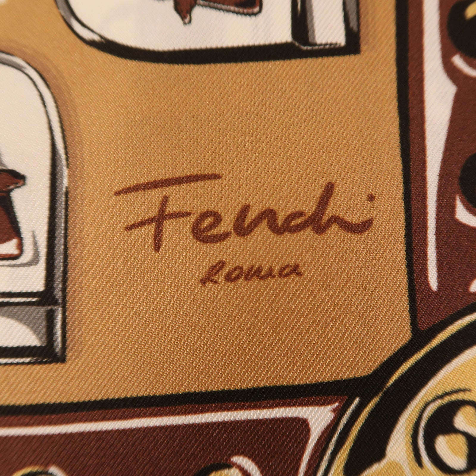FENDI 絲質Scarf絲巾