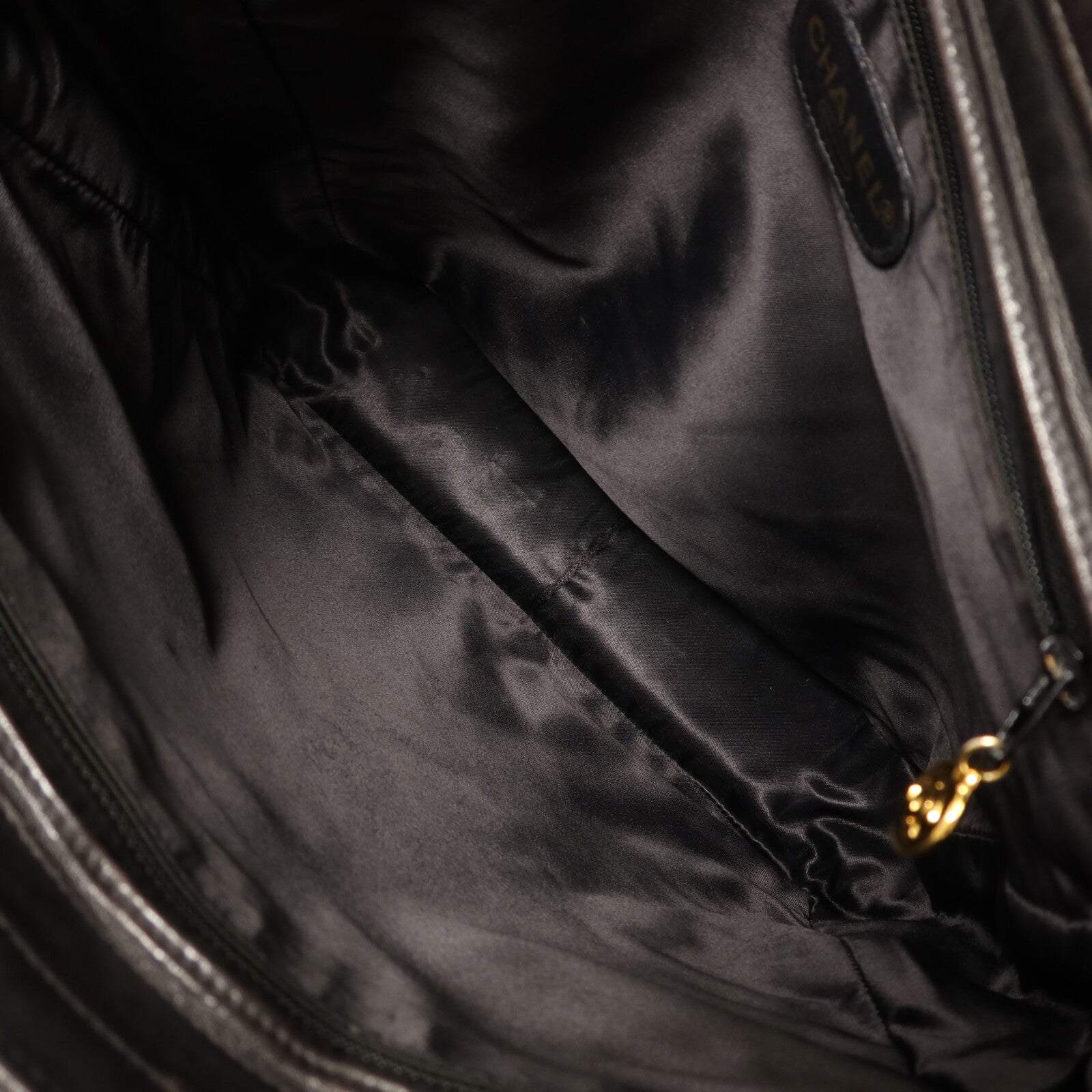 CHANEL 牛皮皮革Shoulder Bag金扣肩背袋