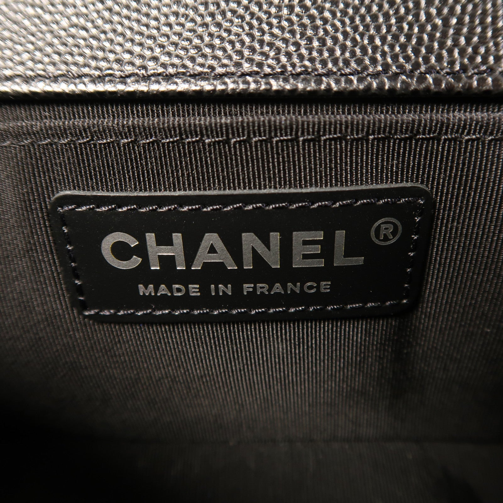 CHANEL 牛皮皮革Boy 20銀扣鏈帶肩背袋