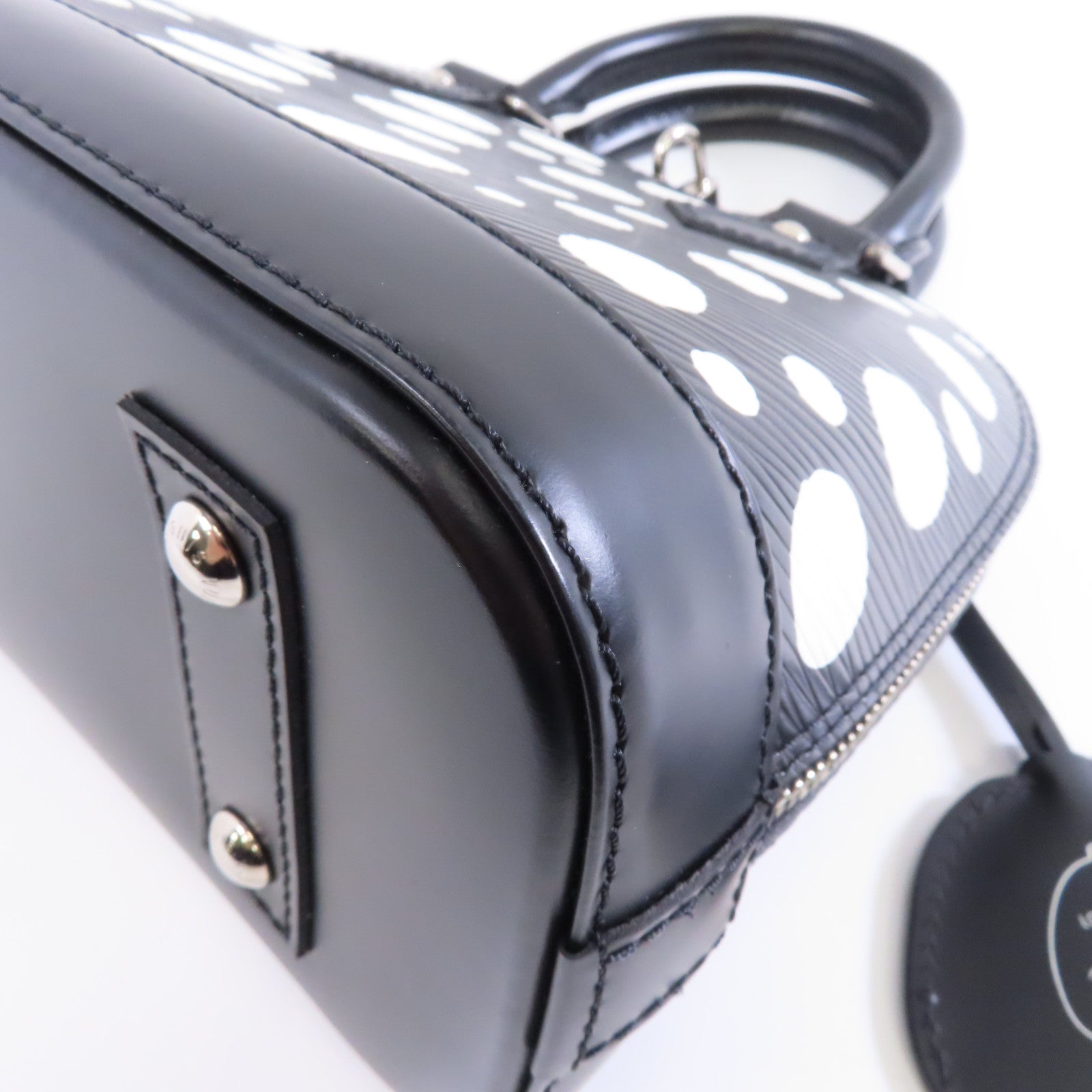 LOUIS VUITTON Epi LV x YK Alma BB銀扣手挽肩背兩用袋黑色