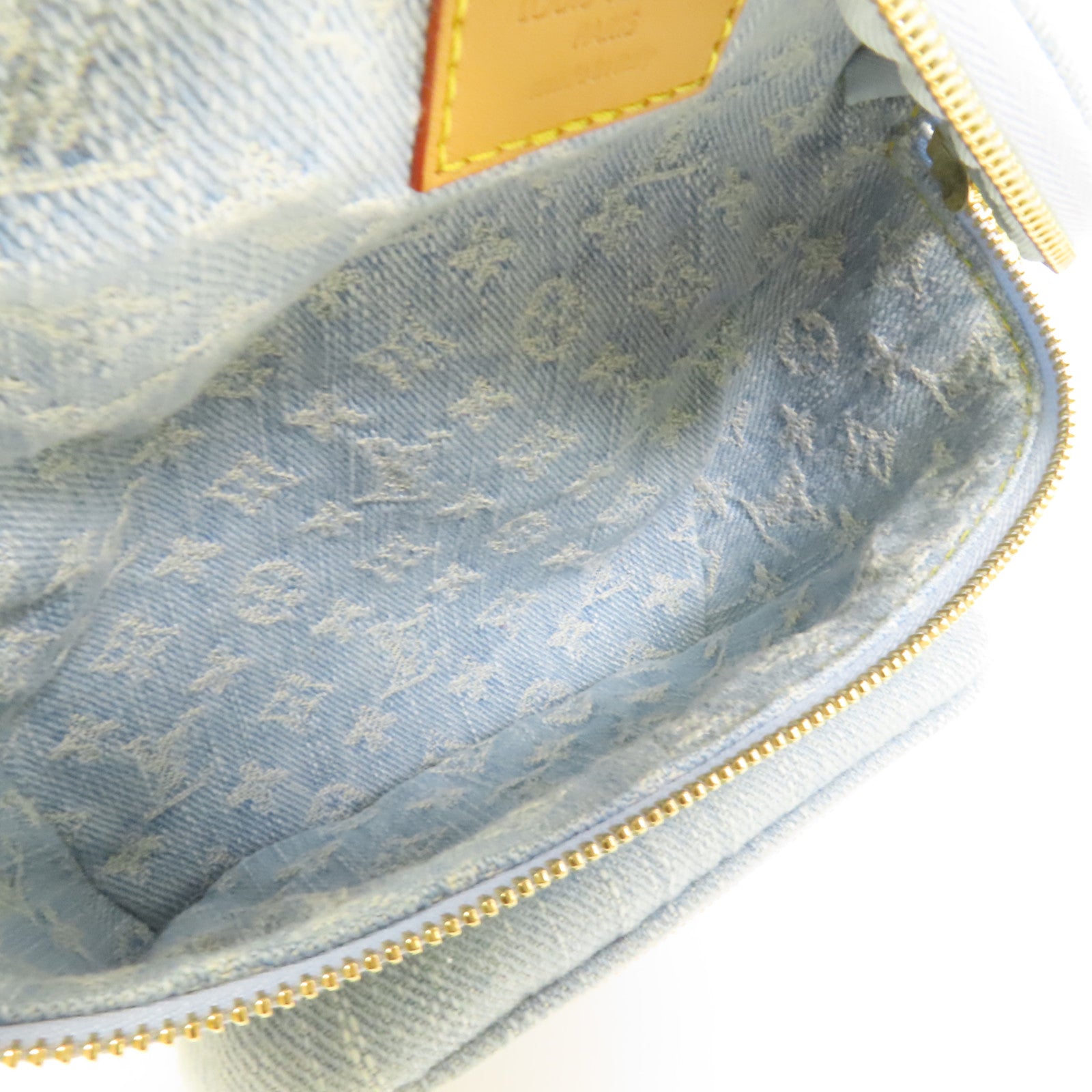 LOUIS VUITTON Monogram Denim Mini Bumbag金扣手挽肩背兩用袋