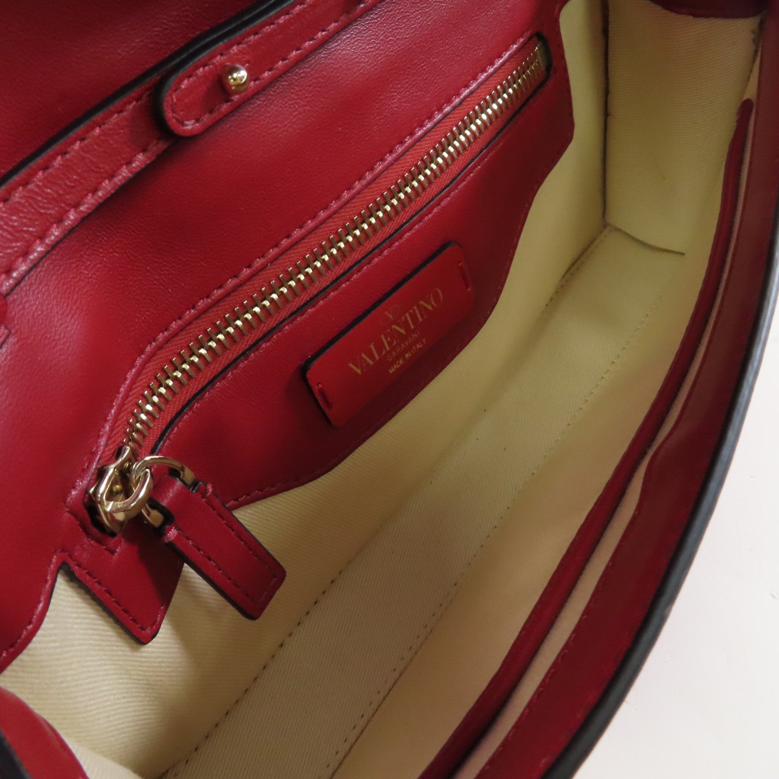 Valentino 牛皮皮革Mini Rockstud Chain Shoulder Bag金扣鏈帶肩背袋紅色