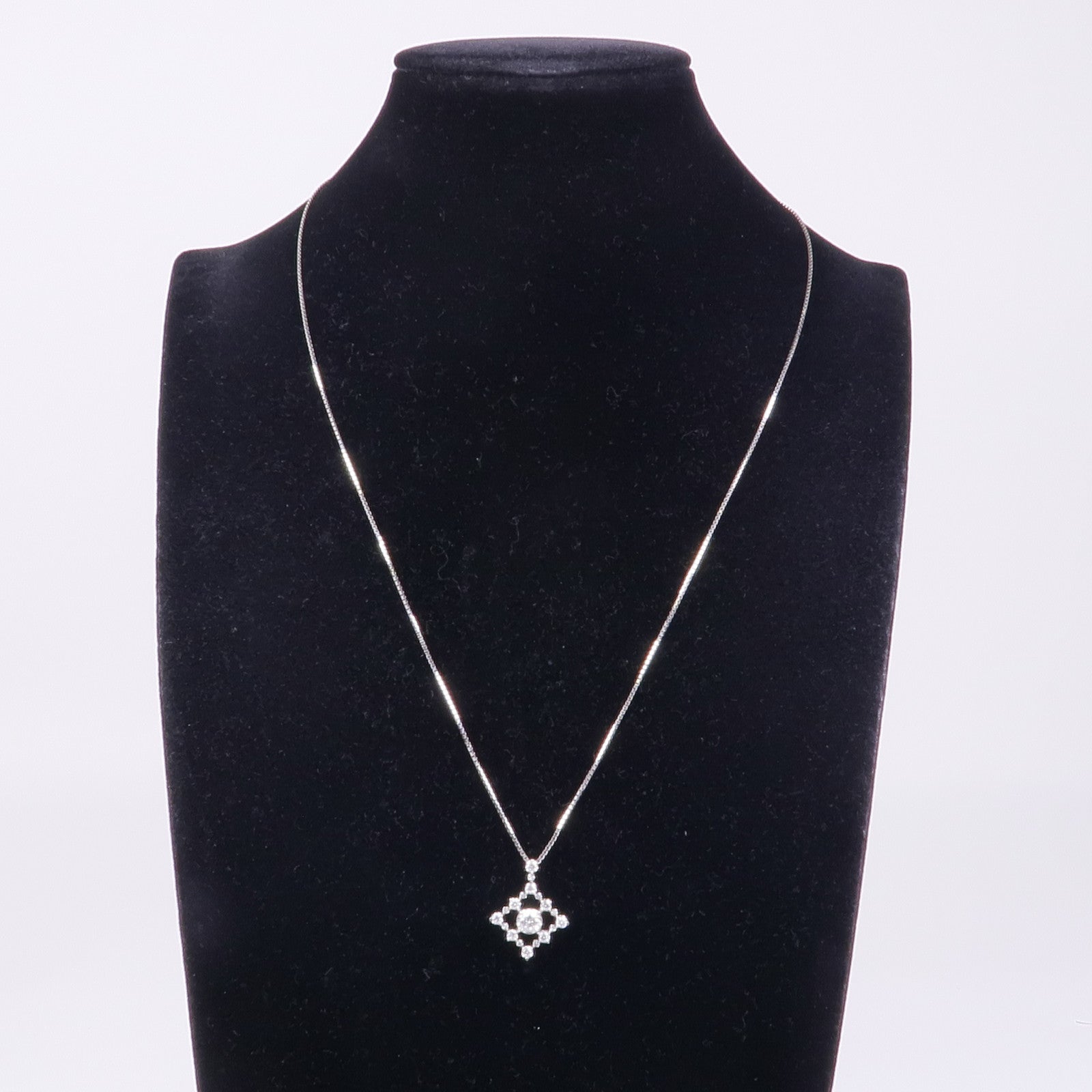 JEWELRY Diamond Necklace 18K White Gold
