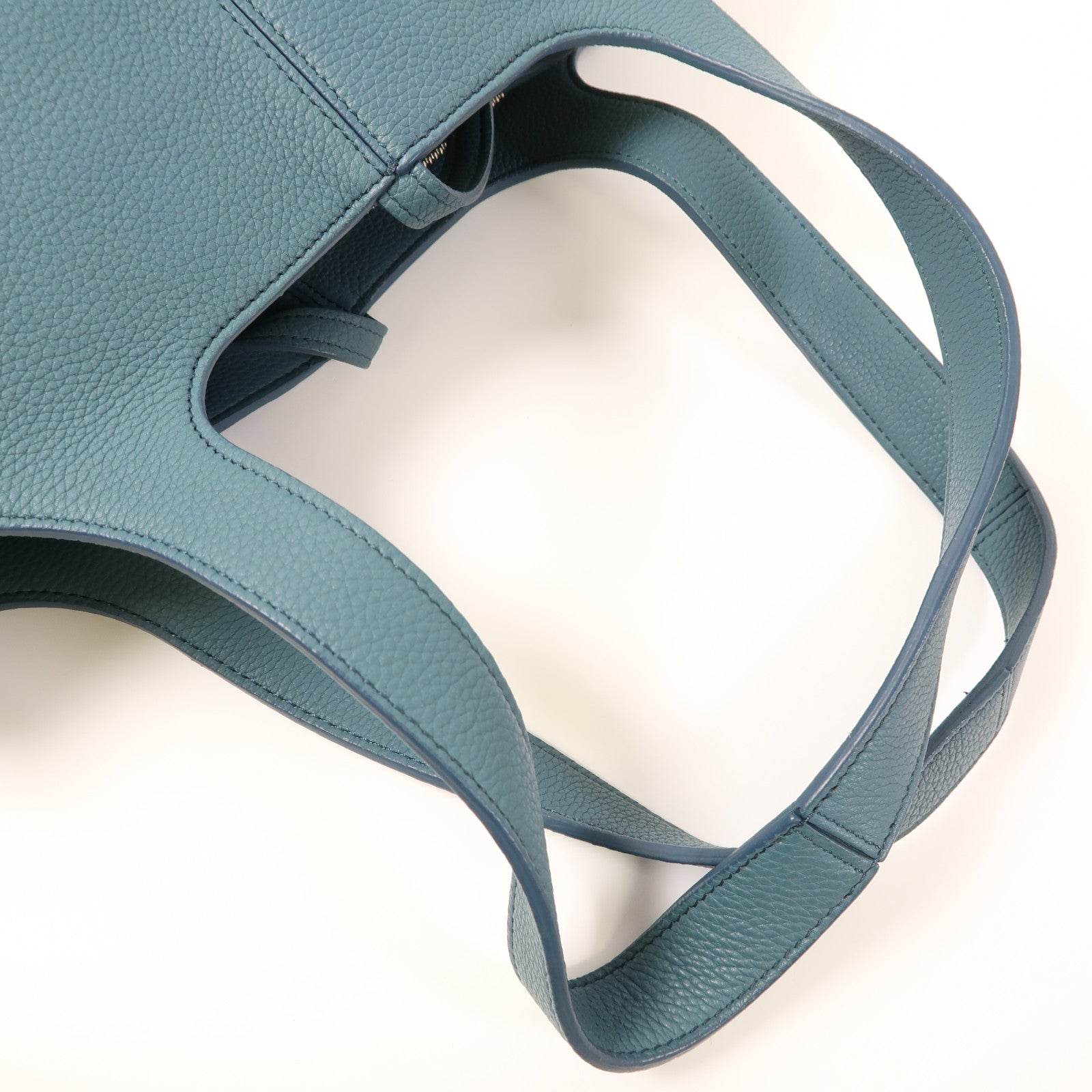 CELINE 牛皮皮革Tri-Fold銀扣肩背袋