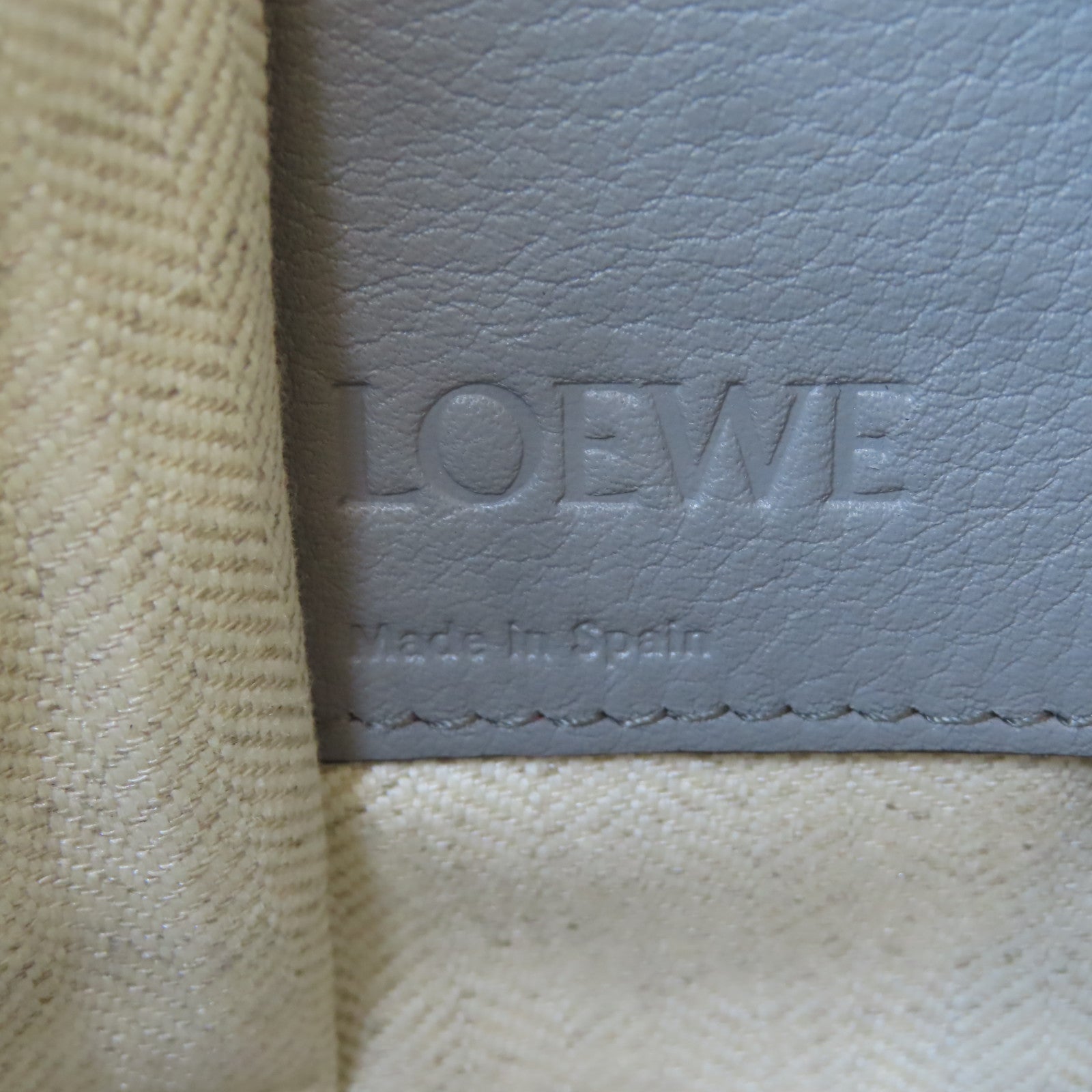 LOEWE 牛皮皮革Hammock Bag銀扣手挽肩背兩用袋灰色/淺綠色