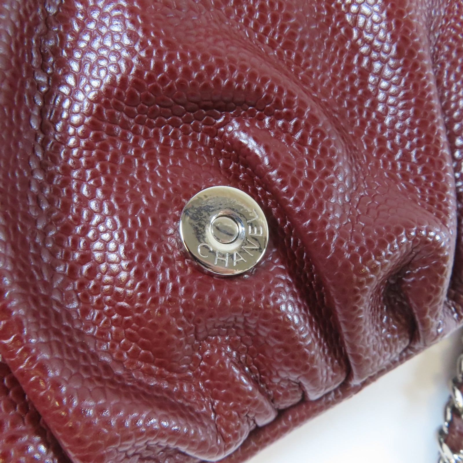 CHANEL 【激減優惠】Caviar皮革Chain Shoulder銀扣鏈帶肩背袋酒紅色