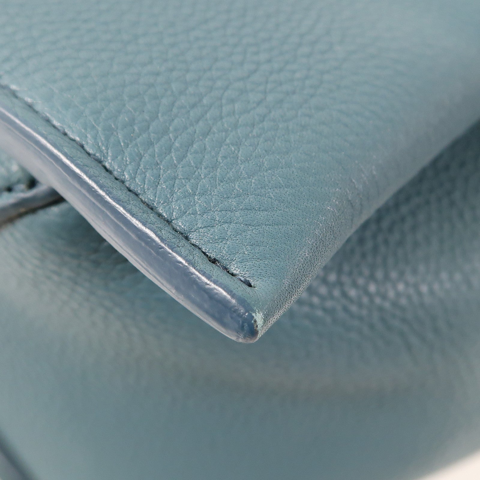 CELINE 牛皮皮革Tri-Fold銀扣肩背袋