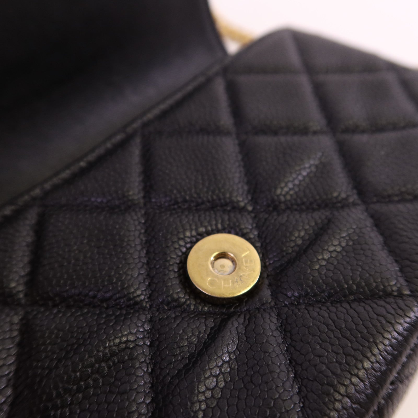 CHANEL 牛皮皮革Waist Bag金扣鏈帶腰包